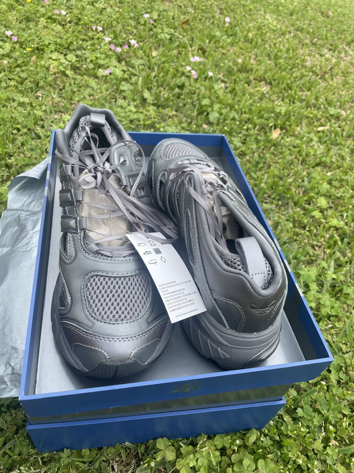 Adidas Taqwa Bint Ali x adidas Adistar Pose Womens Size US 9.5 / IT 39.5 - 5 Thumbnail