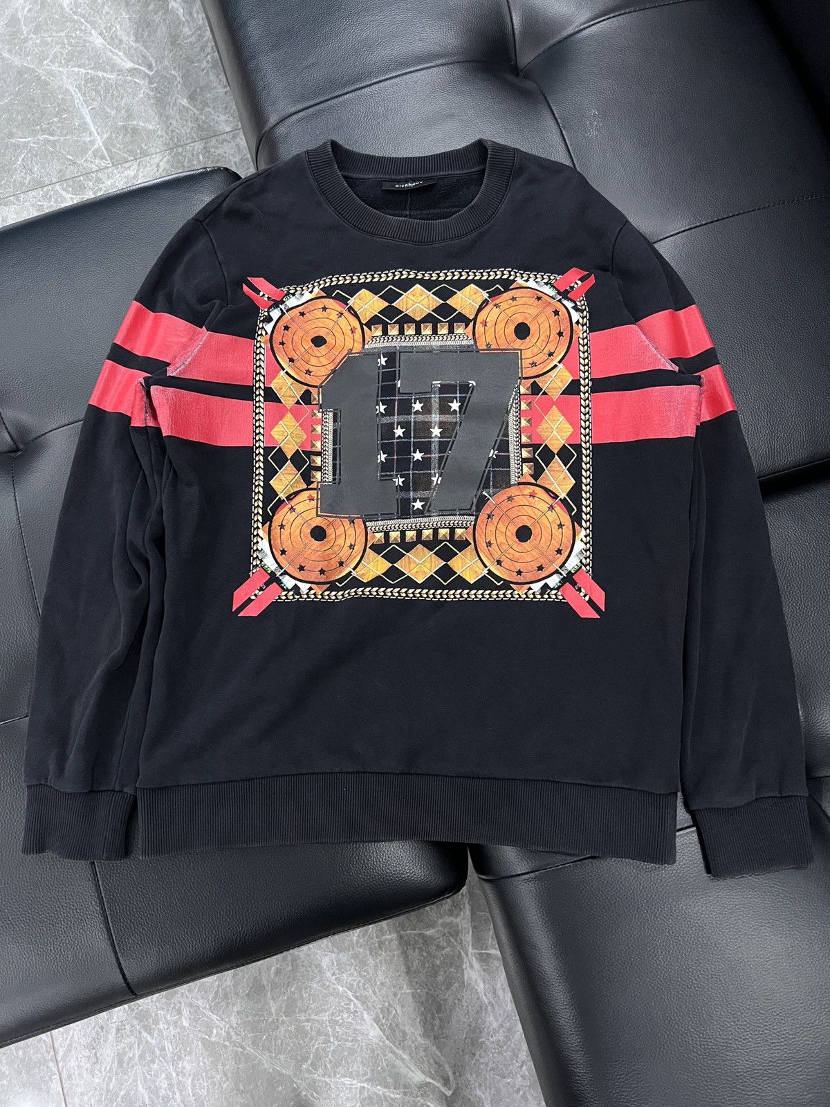 Givenchy Givenchy 2017 Bandana Motif Stripe Sweatshirt Size US XXS / EU 40 - 1 Thumbnail