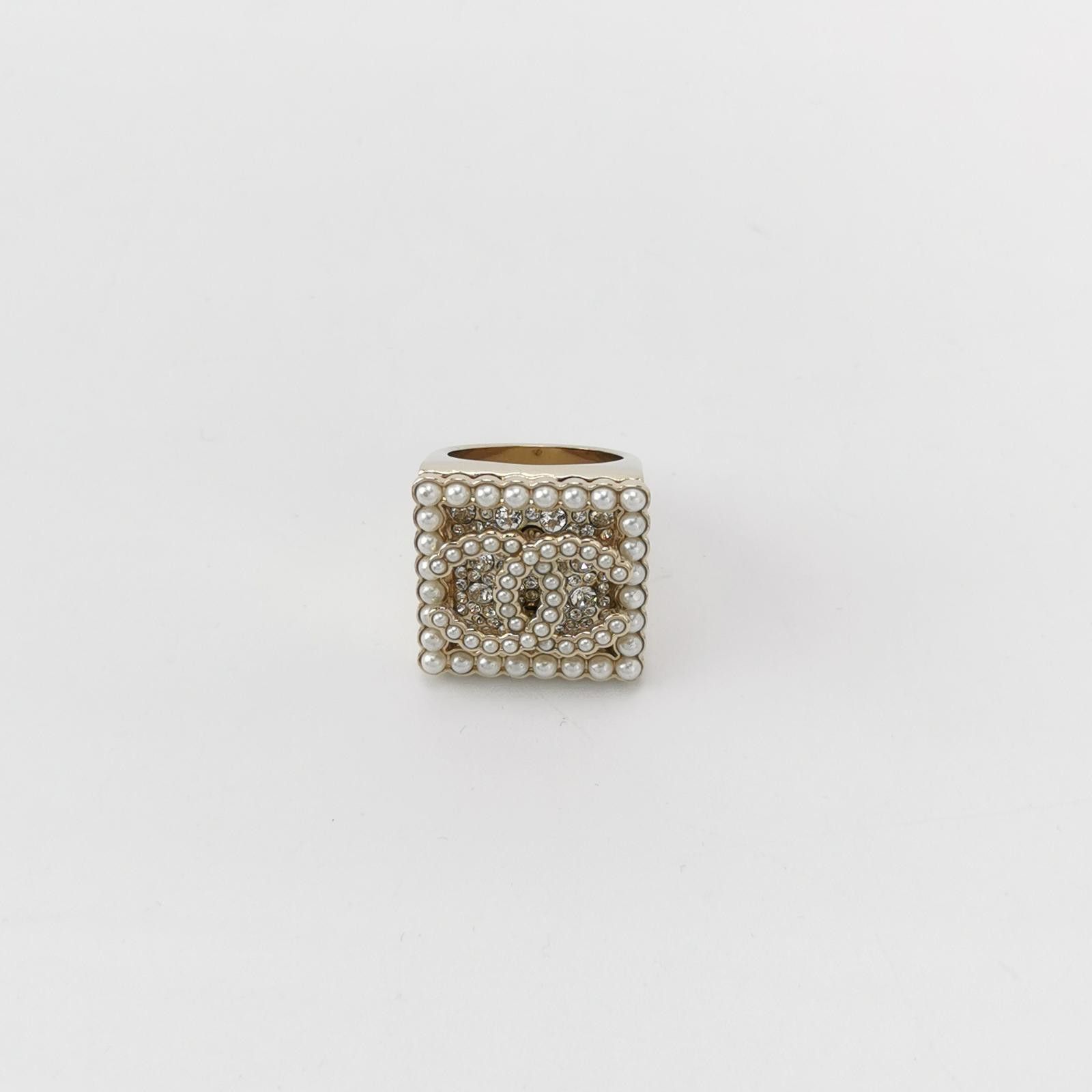 Chanel Chanel Crystal and Pearl Double C Logo Ring Size 14 -z2505 Size ONE SIZE - 2 Thumbnail
