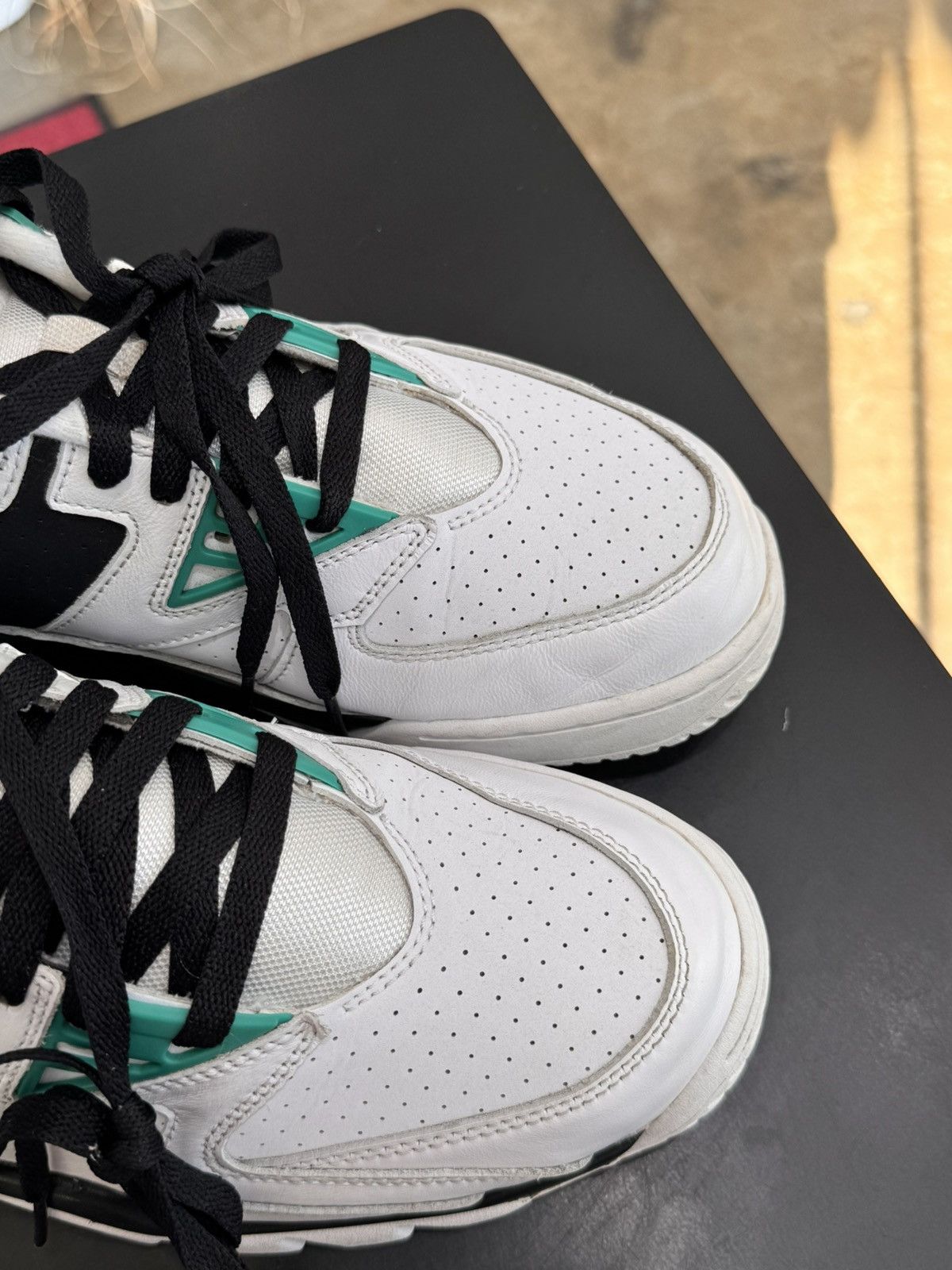 Nike Nike Air Cross Trainer 3 White Green Black Size 12 (2020) Size US 12 / EU 45 - 7 Thumbnail