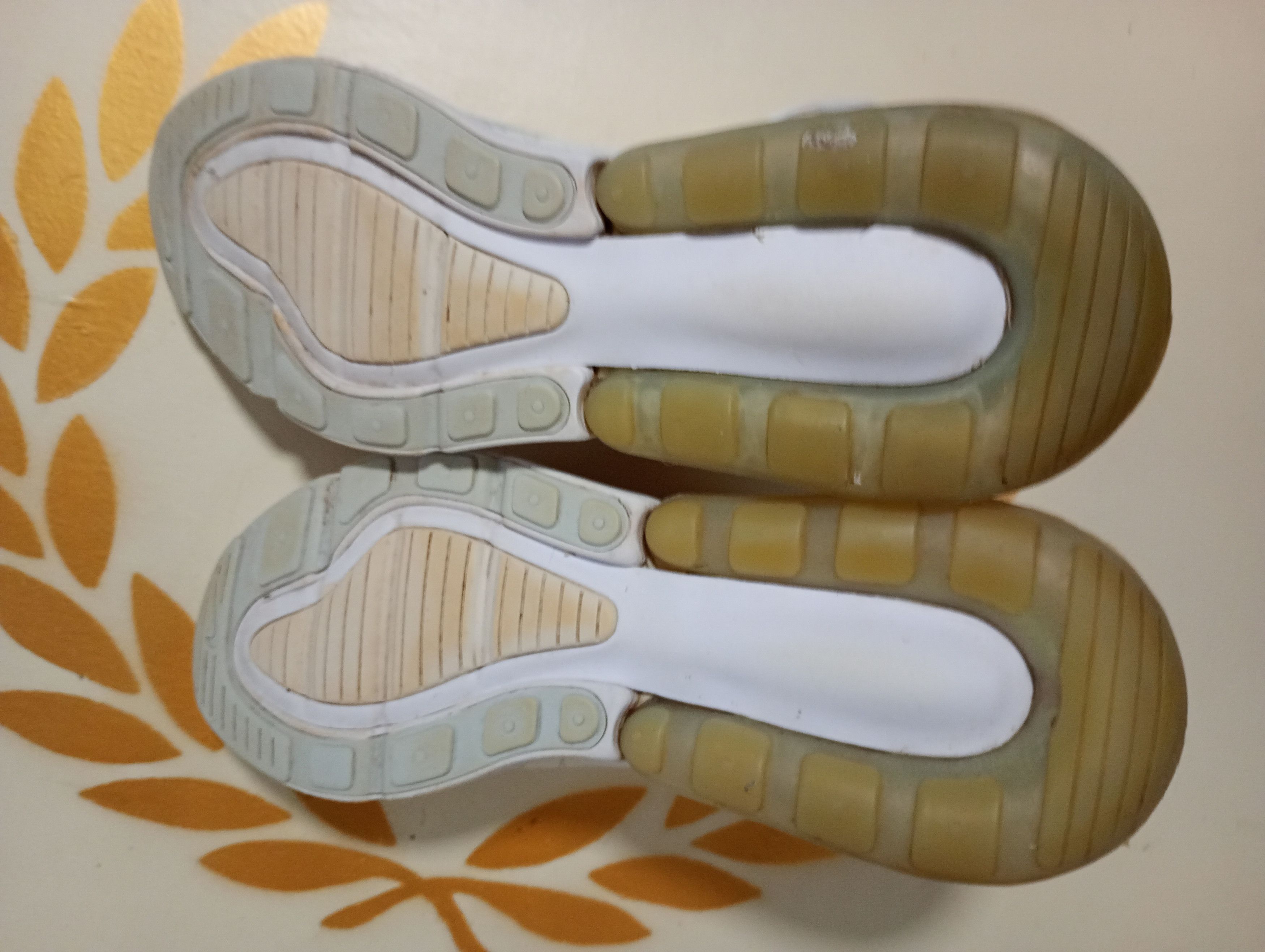 Nike Nike Air Max 270 Sneakers DR7859-100 Size US 8 / EU 41 - 16 Thumbnail