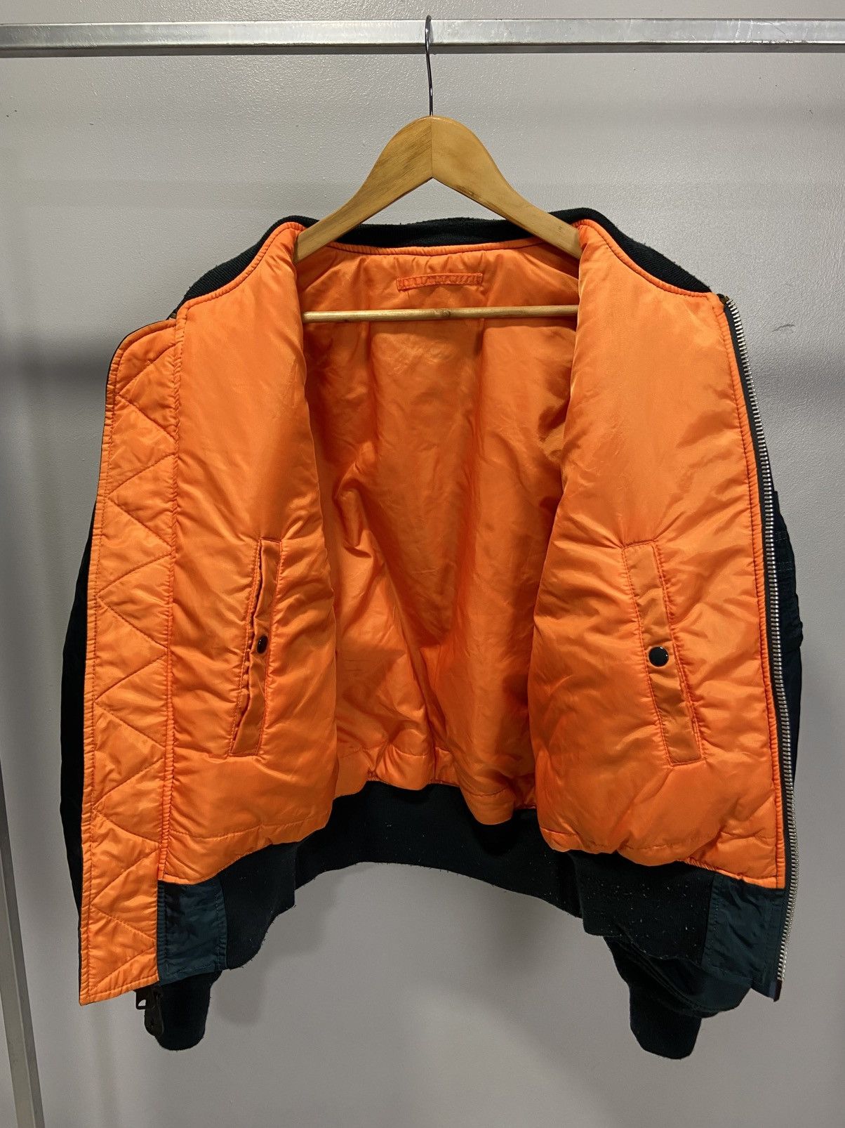 Alpha Industries Alpha Industries MA 1 bomber jacket Size US L / EU 52-54 / 3 - 3 Thumbnail