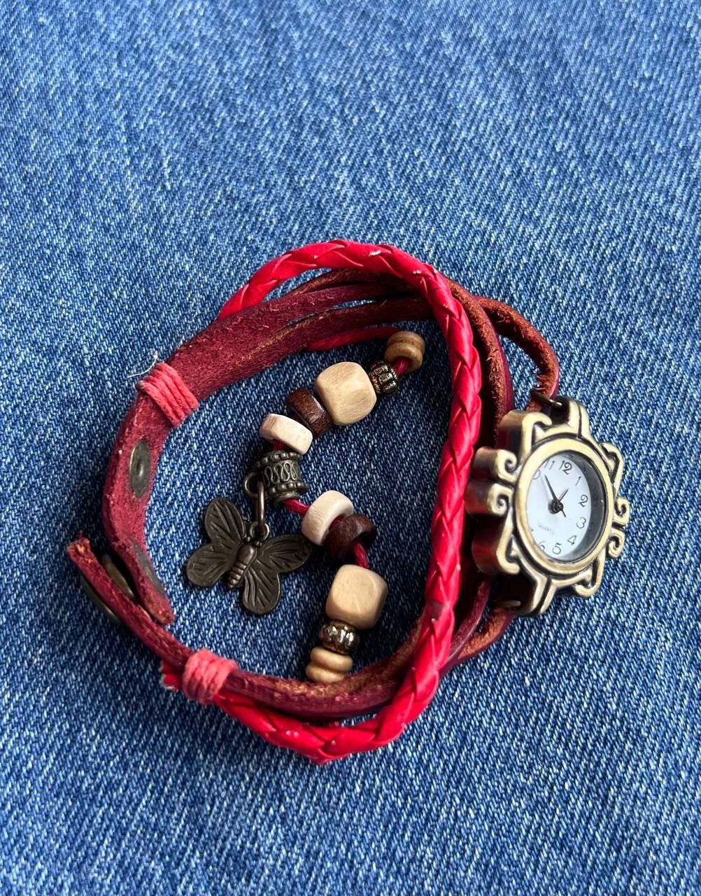 Japanese Brand × Vintage Vintage Japanese style futuristic Watch Red amulet 🦋 Size ONE SIZE - 1 Thumbnail