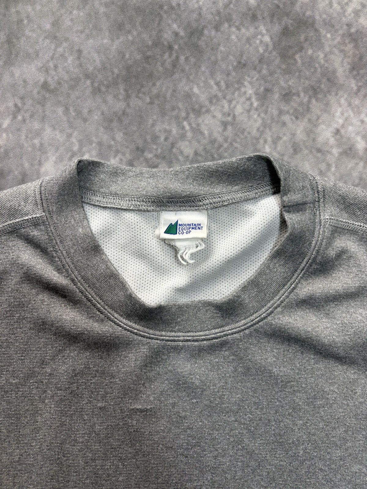 Mountain Equipment Company Vintage MEC Base Layer Longsleeve Active Thermal Co-op 1990s Size US L / EU 52-54 / 3 - 3 Thumbnail