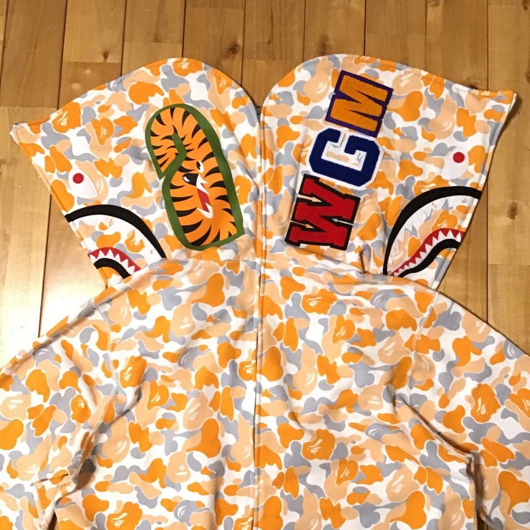 Bape 2024 🔥Fukuoka Store Camo🔥 BAPE shark full zip hoodie APE Size US XL / EU 56 / 4 - 3 Thumbnail