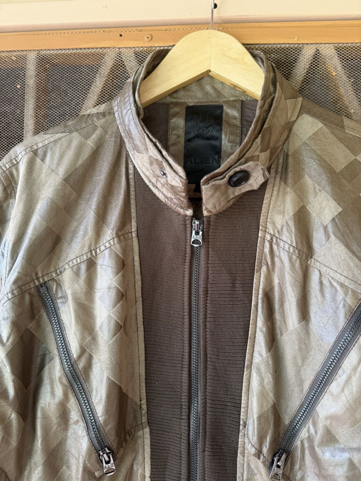Japanese Brand Alien biker jacket geometric pattern Size US L / EU 52-54 / 3 - 5 Thumbnail