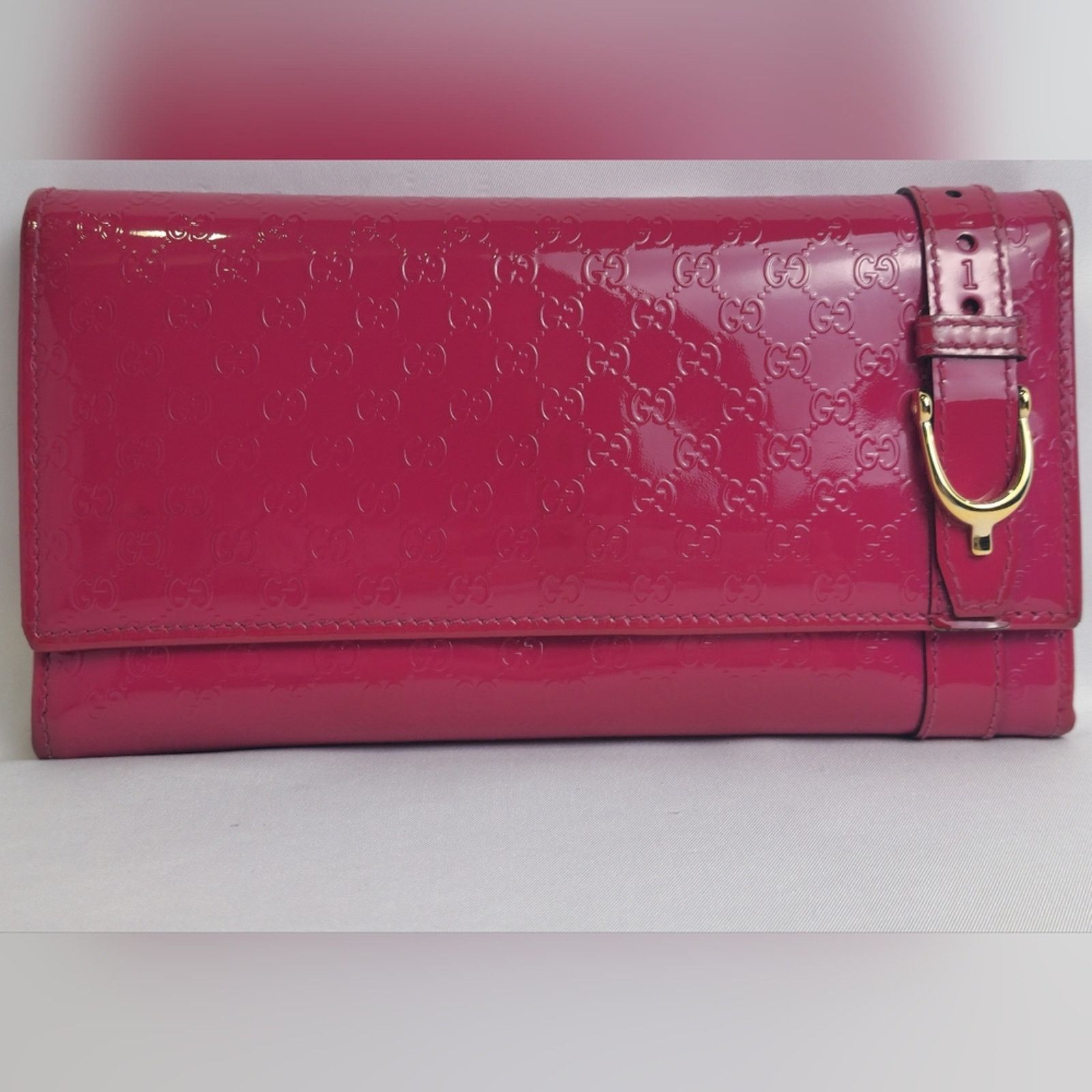 Gucci Gucci Fuscia Patent Microguccissima Long Wallet Hot Pink Size ONE SIZE - 1 Thumbnail