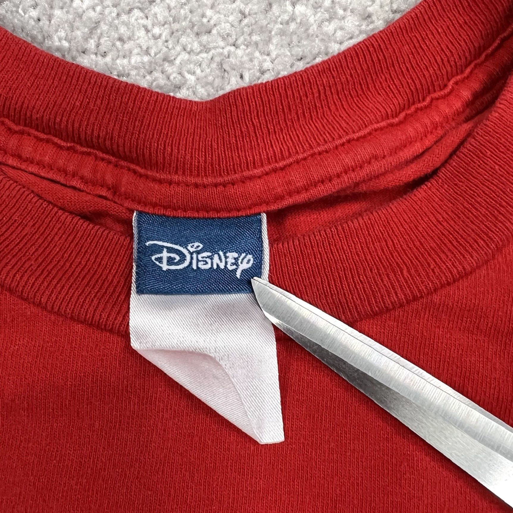 Disney VINTAGE Disney Minnie Mouse T-Shirt Adult XL Double-Sided Red Classic Cartoon Design Size US XL / EU 56 / 4 - 4 Thumbnail