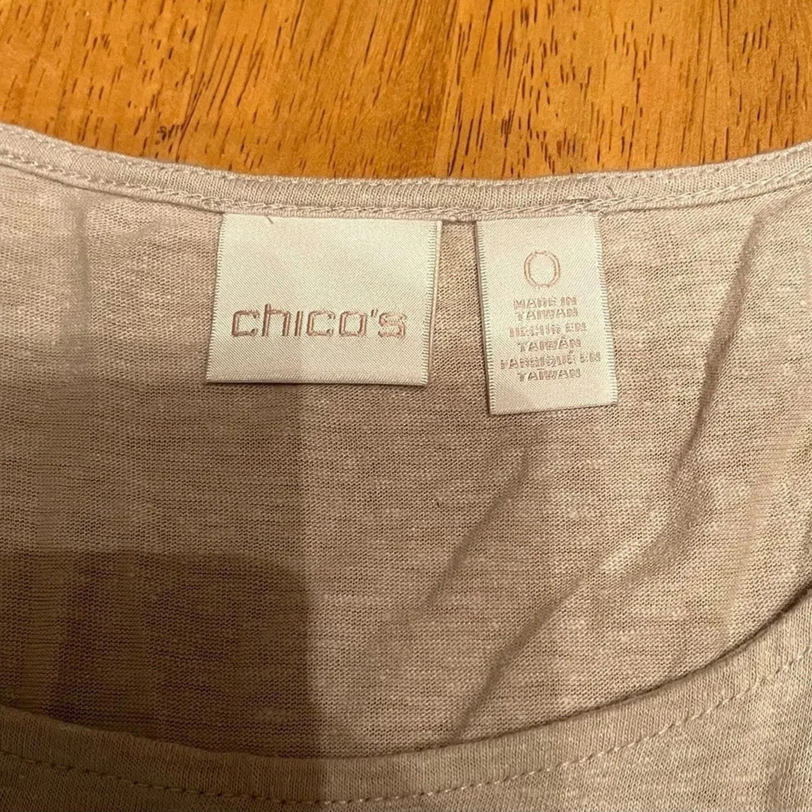 Chicos Chico’s linen blend tank top, size 0 (small). Size S / US 4 / IT 40 - 4 Thumbnail