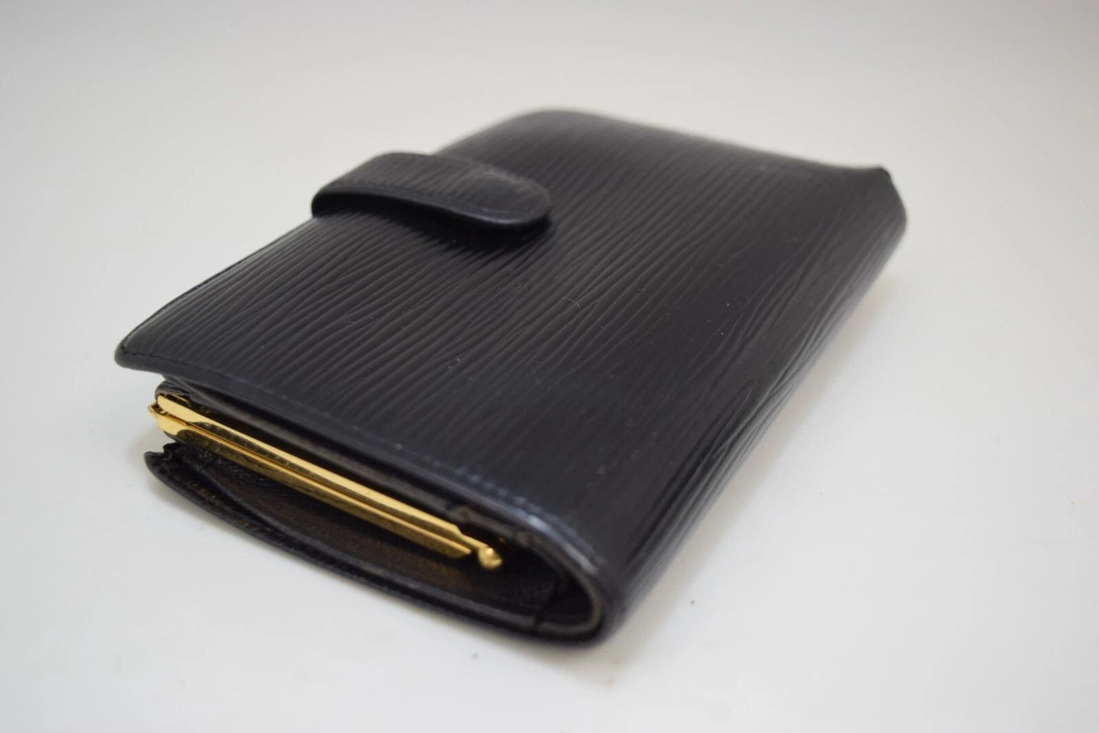 Louis Vuitton LVuitton Porte Monnaie Viennois Wallet Epi Leather M63242 Size ONE SIZE - 10 Thumbnail