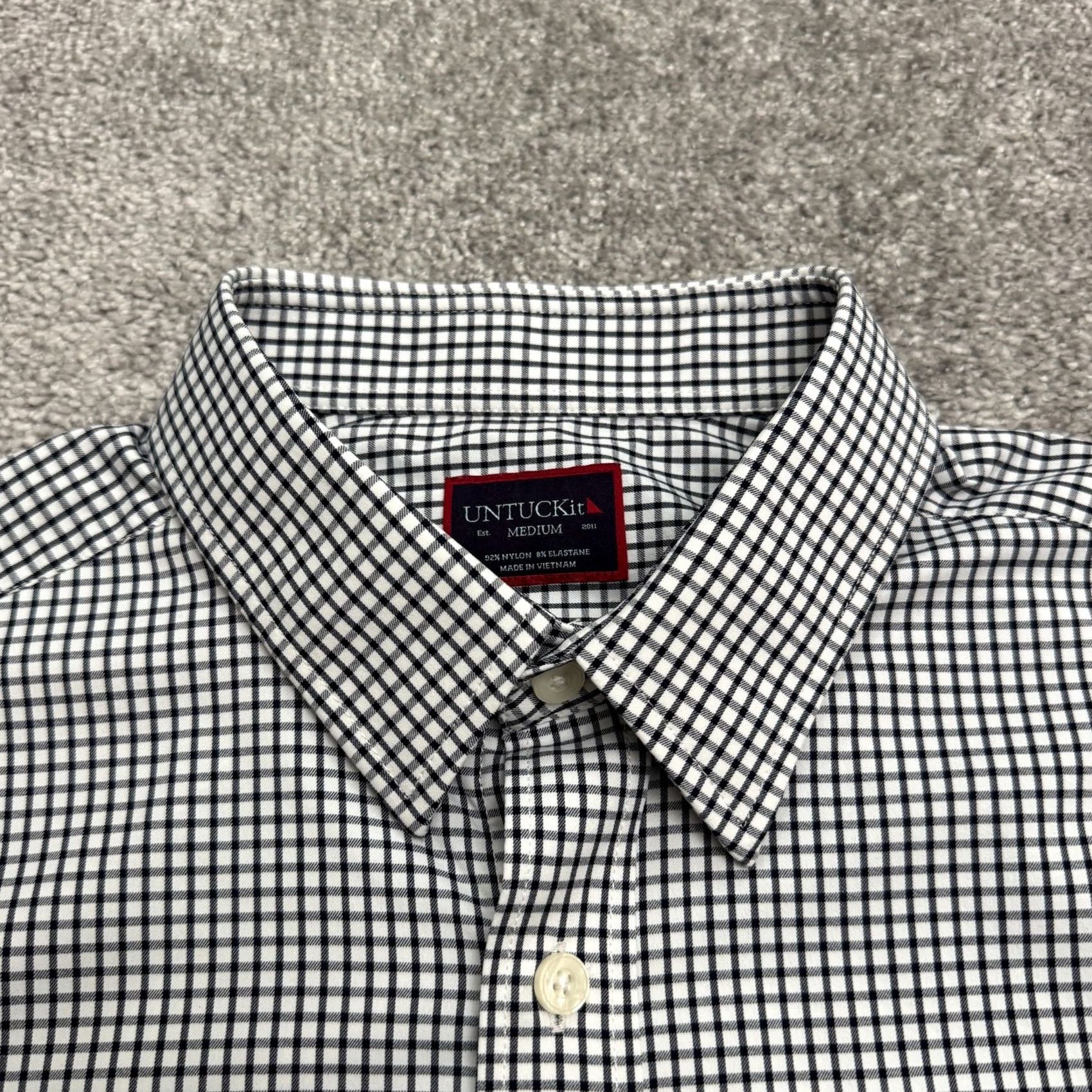 UNTUCKit UNTUCKit Wagner Shirt Mens Medium Black White Gingham Check Button Down Nylon Size US M / EU 48-50 / 2 - 3 Thumbnail
