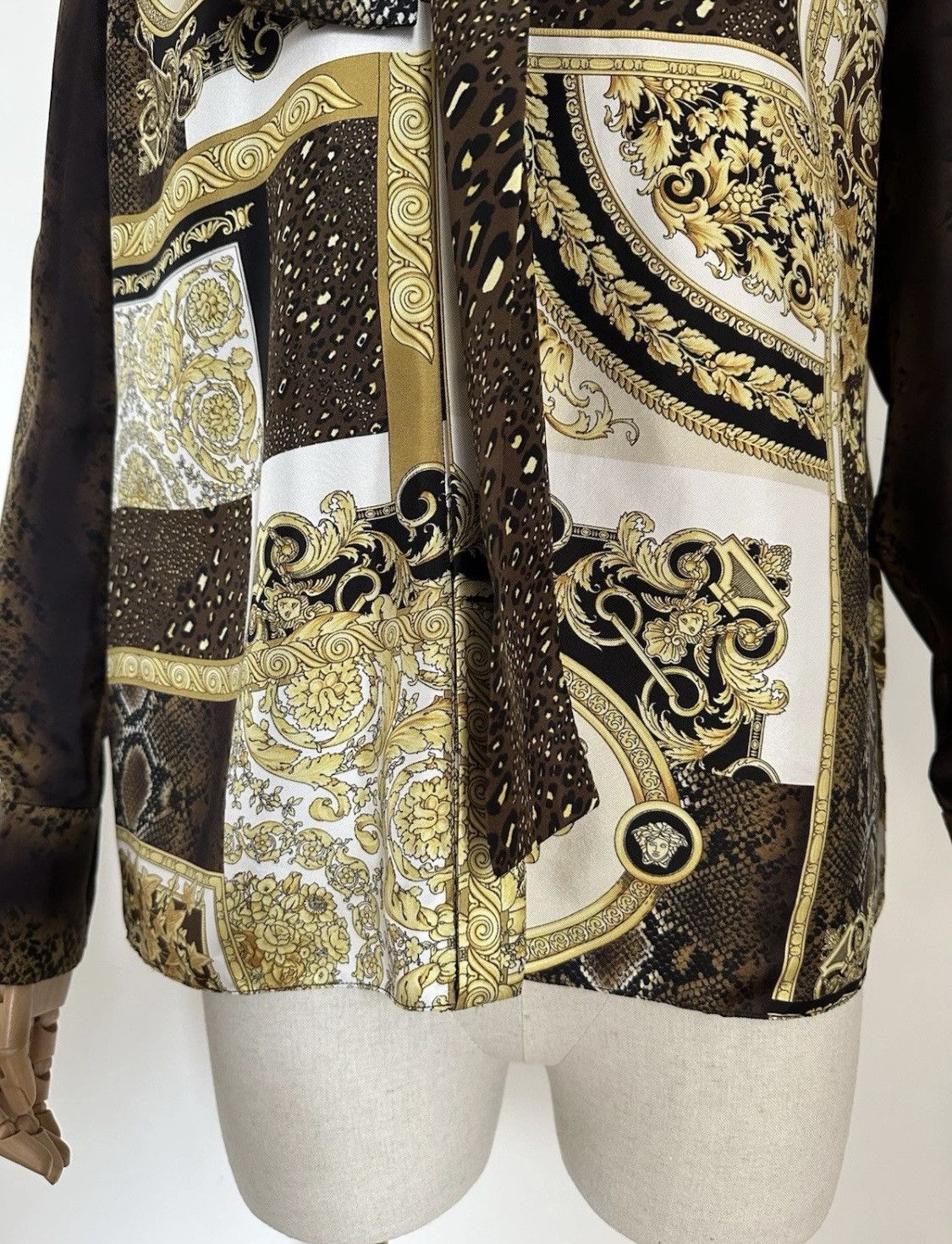 Versace Versace Iconic Baroque Ascot Blouse Silk Size IT38! Size XS / US 0-2 / IT 36-38 - 6 Thumbnail