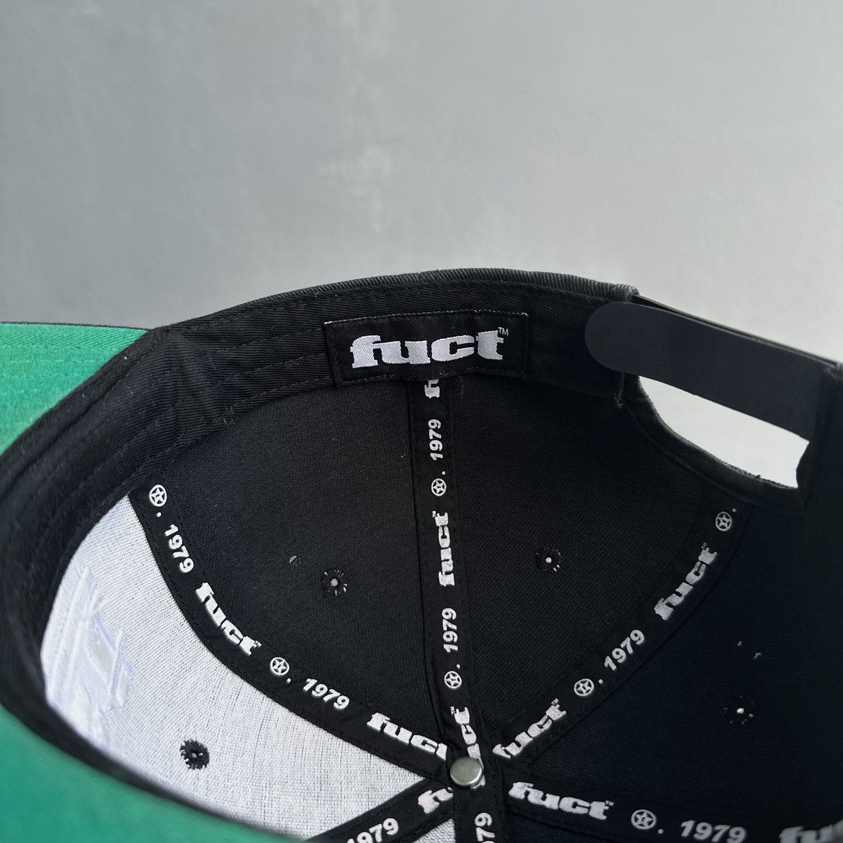 FUCT [OG Vintage] FUCT MIRRORED LOGO VINTAGE SNAPBACK Size ONE SIZE - 7 Thumbnail