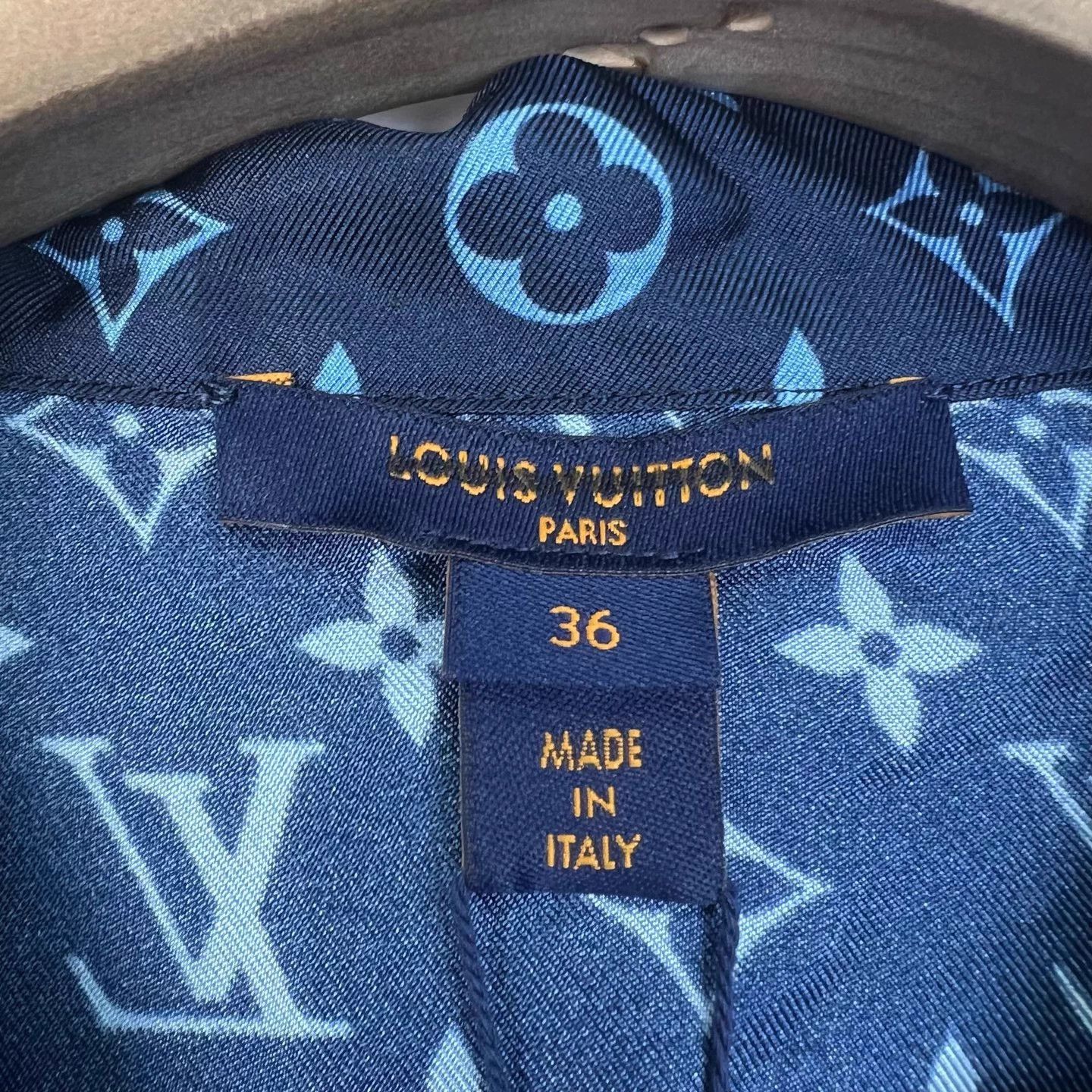 Louis Vuitton Louis Vuitton silk monogram print pajama-style shirt Size S / US 4 / IT 40 - 7 Thumbnail