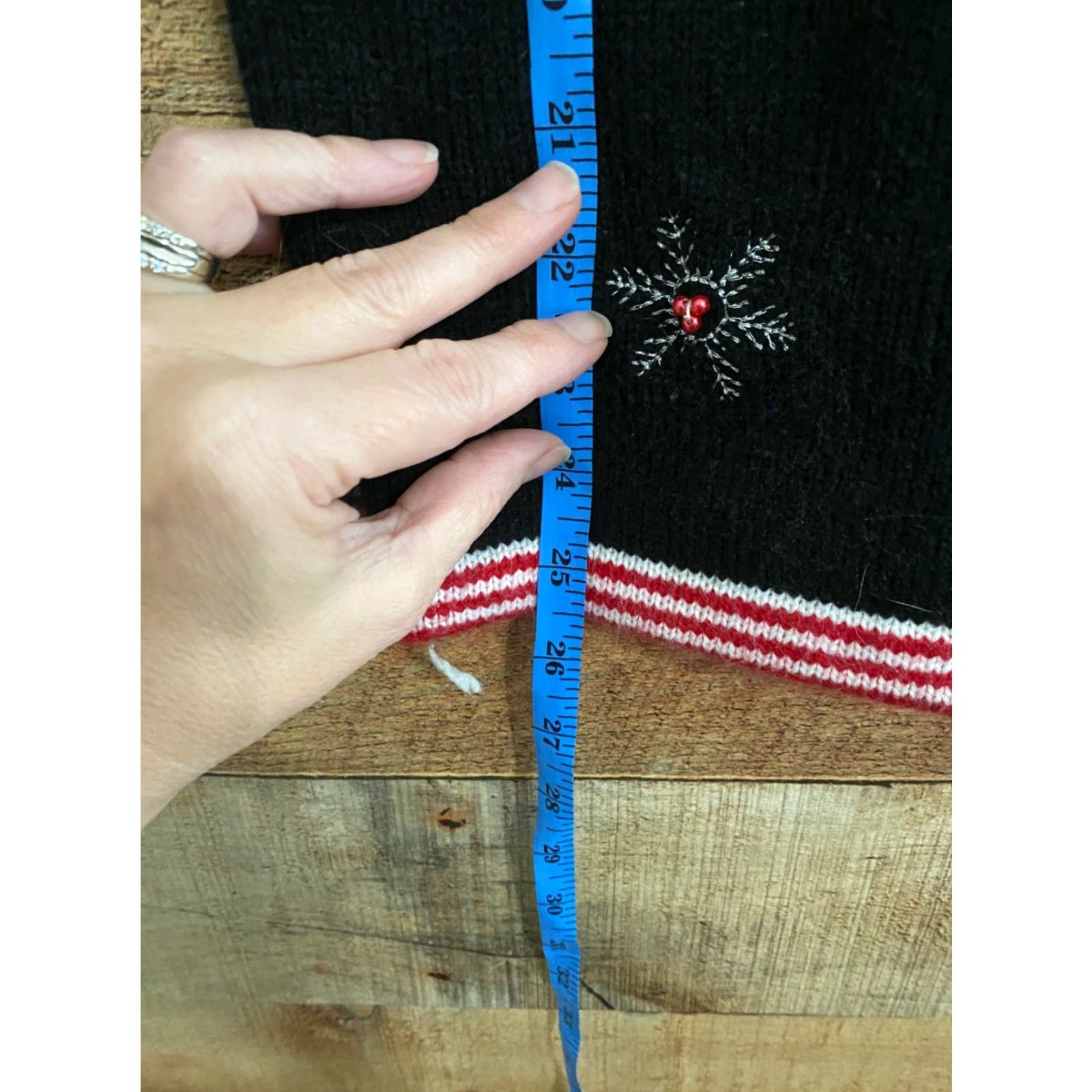 Vintage WOMEN'S VINTAGE UGLY (NOT SO MUCH) CHRISTMAS VEST - SIZE Large See Measurements Size L / US 10 / IT 46 - 4 Thumbnail