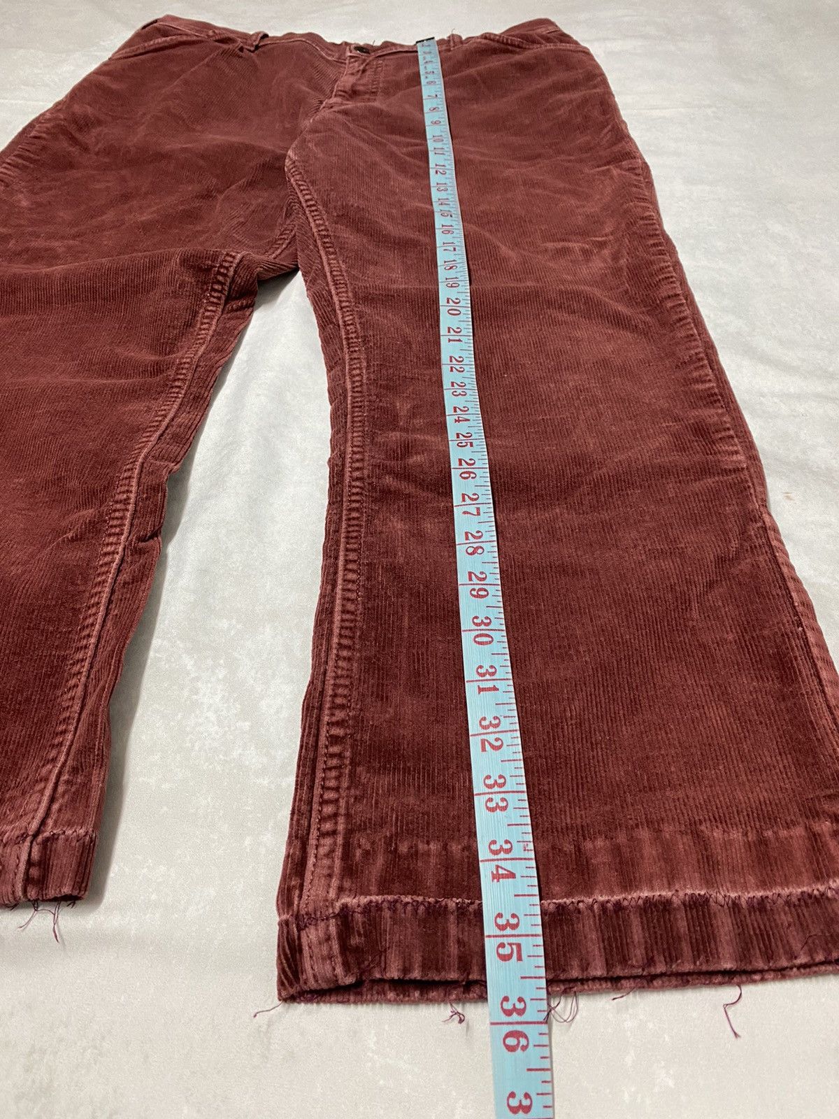 Levi's × Vintage Vintage 90’s Burgundy Corduroy Orange Tab Levi’s (34x24) Size US 34 / EU 50 - 9 Thumbnail
