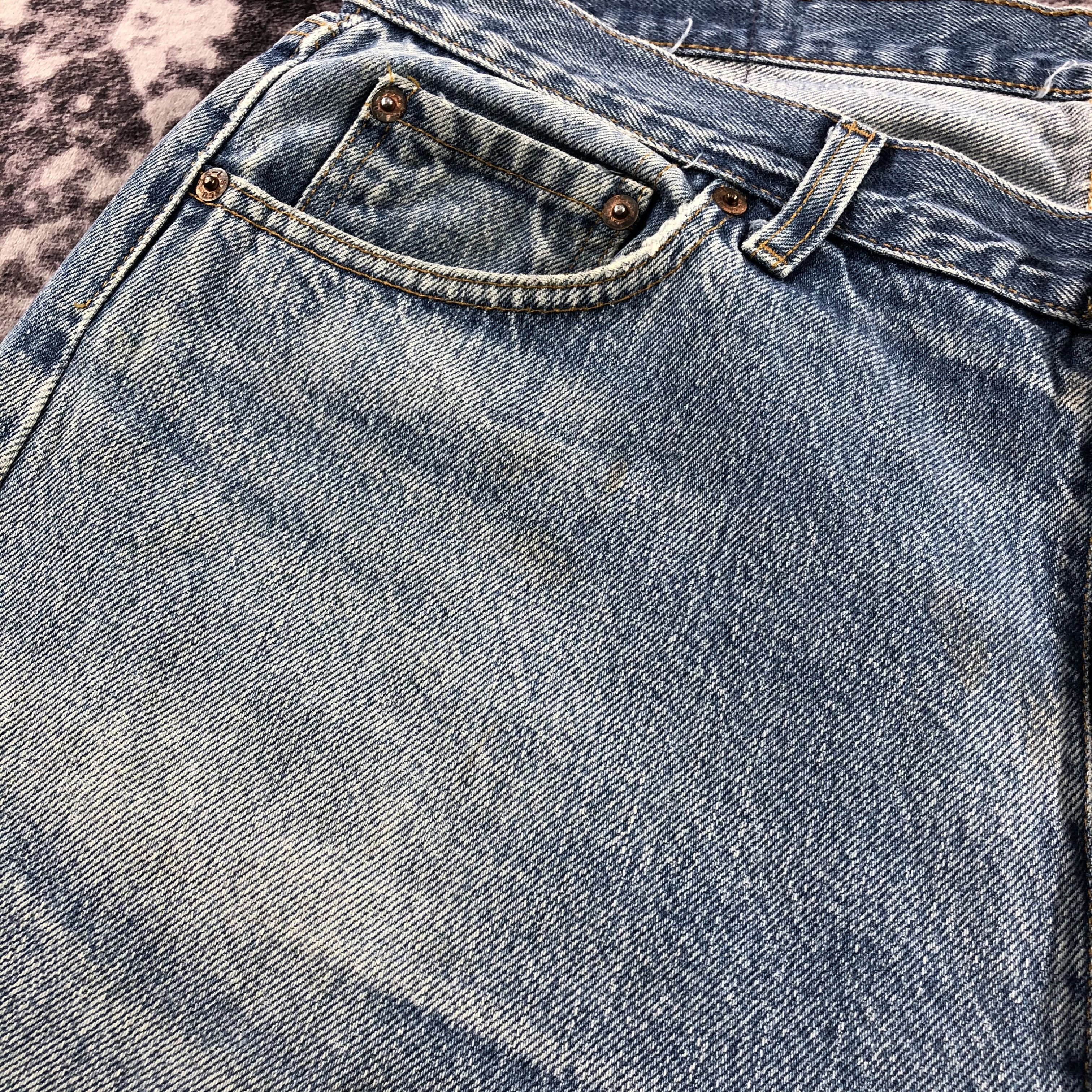 Levi's Vintage 90s Levis 501 Jeans-JM2704 Size US 35 - 14 Thumbnail