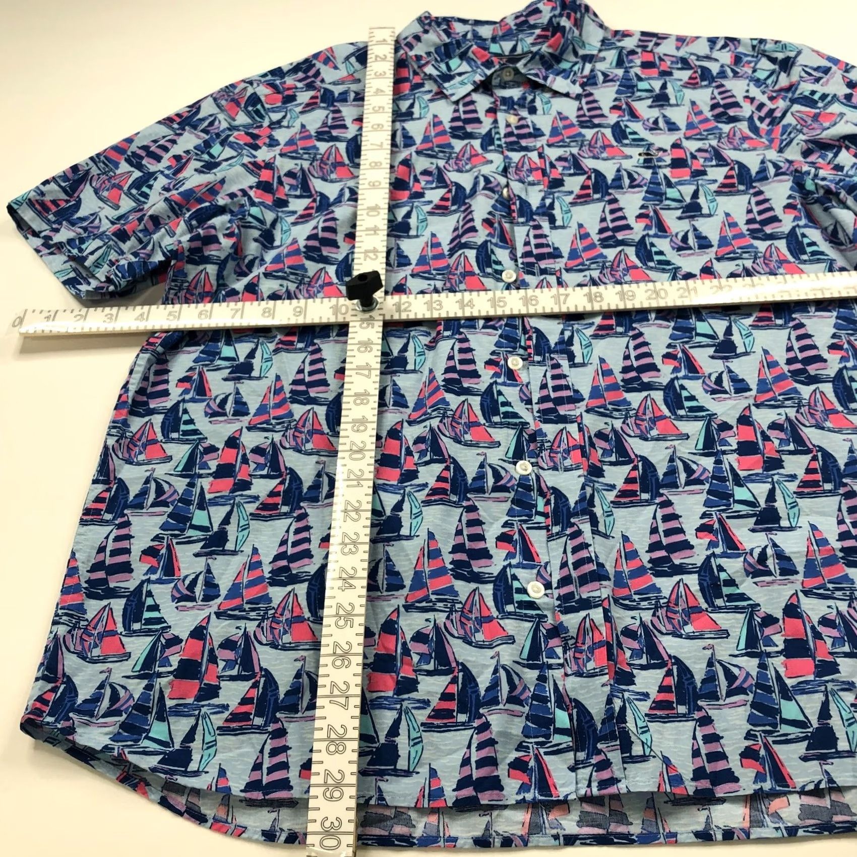 Vineyard Vines Vineyard Vines Classic Fit Whale XL Button SS Shirt All Over Print Boat Sailing Mens XL Blue Cotton Button-Up Shirt Size US XL / EU 56 / 4 - 4 Thumbnail