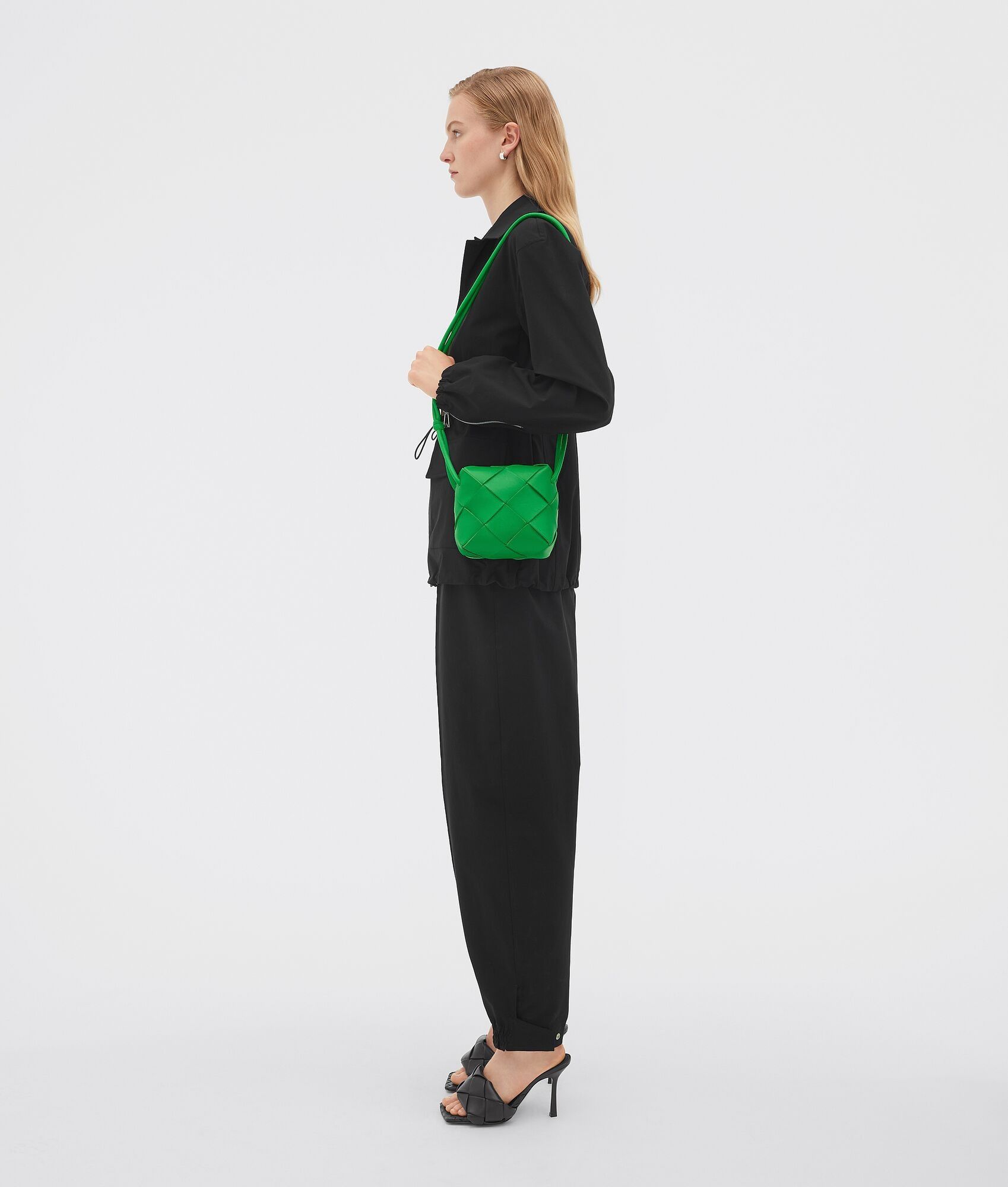 Bottega Veneta o1lf3ng10525 Size: OS / Mini Cassette Camera Bag in Parakeet Size ONE SIZE - 5 Thumbnail