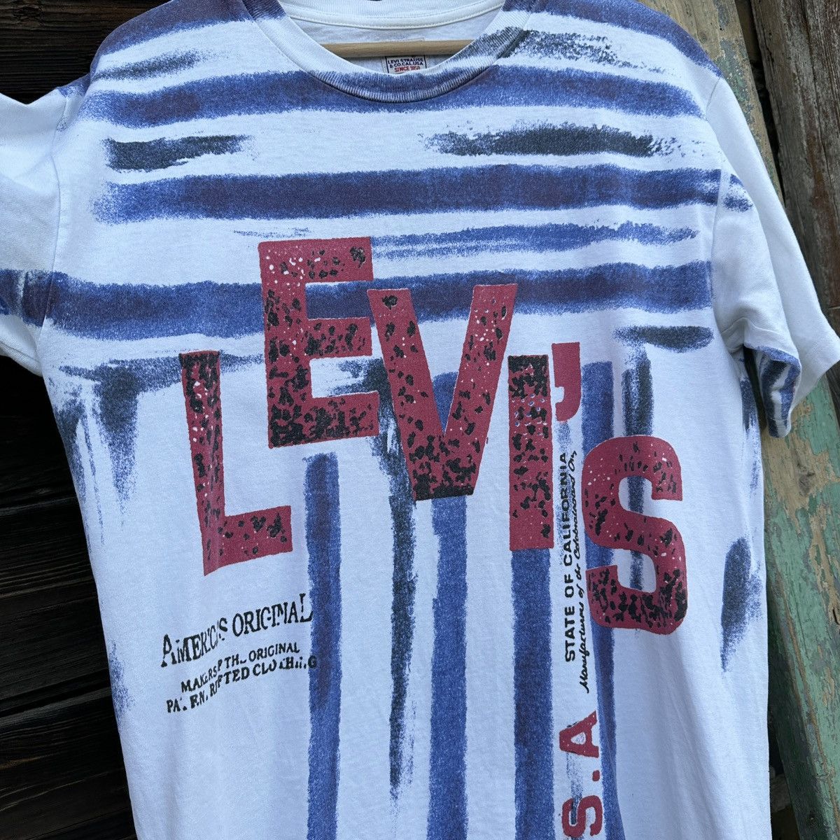 Levi's Vintage Levi’s Levis 90s 80s T-Shirt AOP Tee Made in Usa Size US M / EU 48-50 / 2 - 5 Thumbnail
