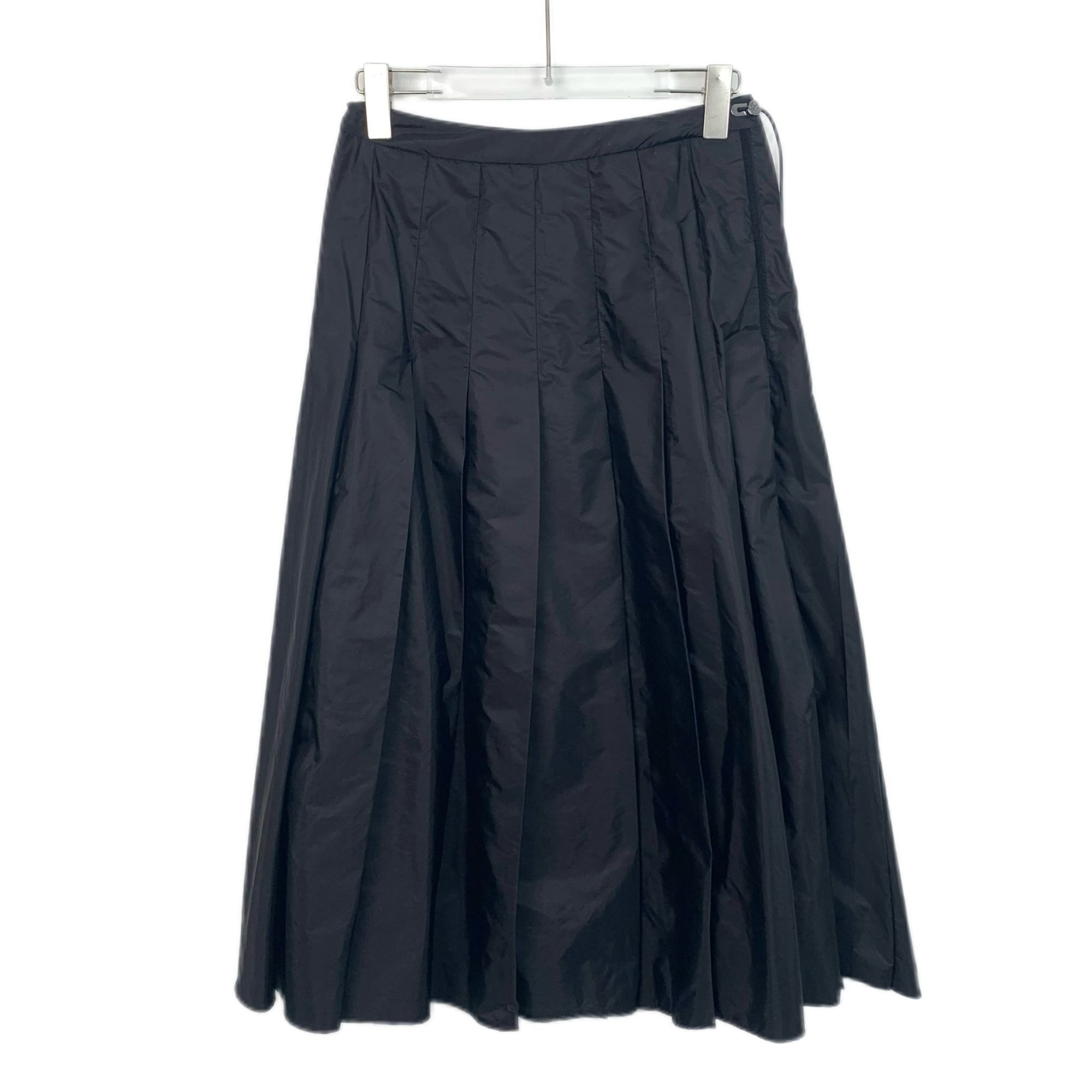 Moncler Moncler Black Logo Embroidered Pleated Skirt (Size 40) Size 40" / US 18 - 1 Thumbnail