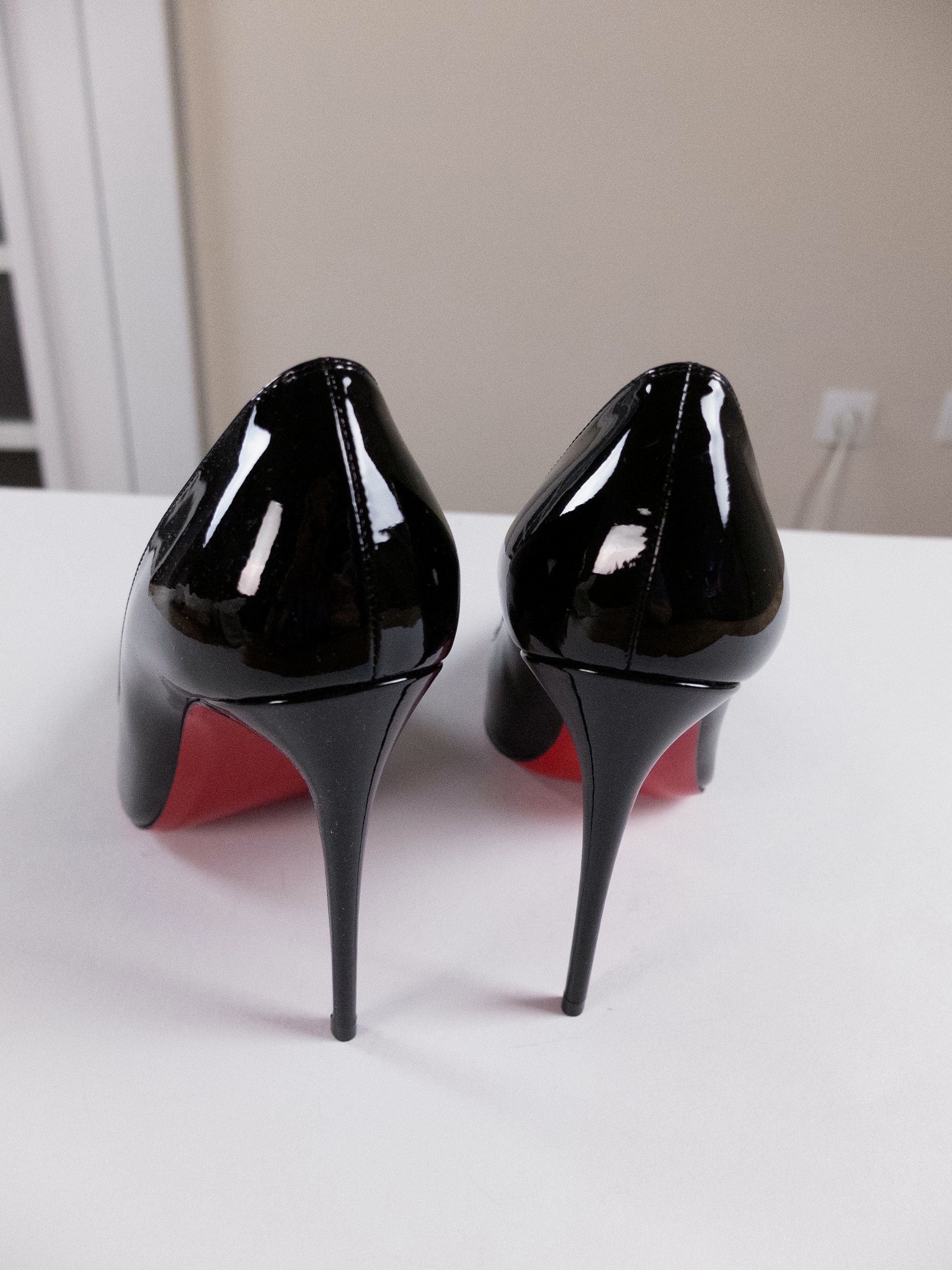 Christian Louboutin CHRISTIAN LOUBOUTIN Kate black patent leather pumps 10 Size US 10 / IT 40 - 8 Thumbnail