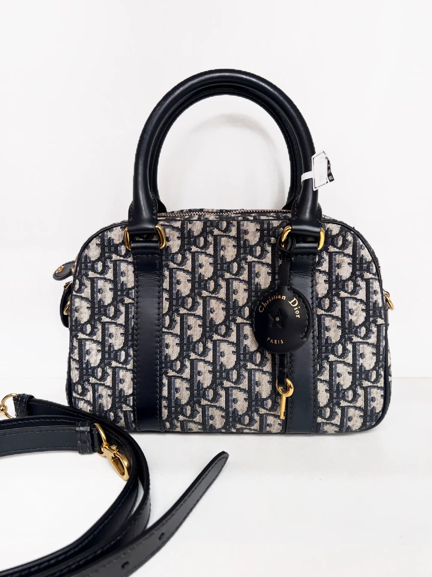 Dior Pre-loved Bag Very good condition Size ONE SIZE - 1 Thumbnail