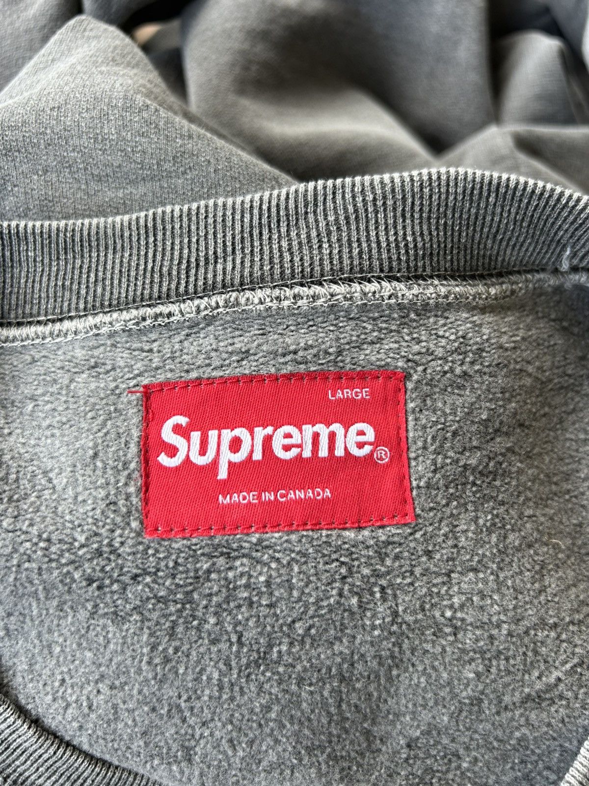 Supreme Supreme Crewneck Dark Grey Sweatshirt Size US L / EU 52-54 / 3 - 11 Thumbnail