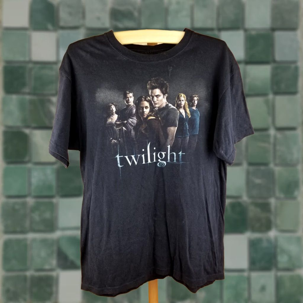 Vintage VINTAGE Y2K TWILIGHT MOVIE PROMO BLACK COTTON T-SHIRT LARGE Men Size US L / EU 52-54 / 3 - 1 Thumbnail