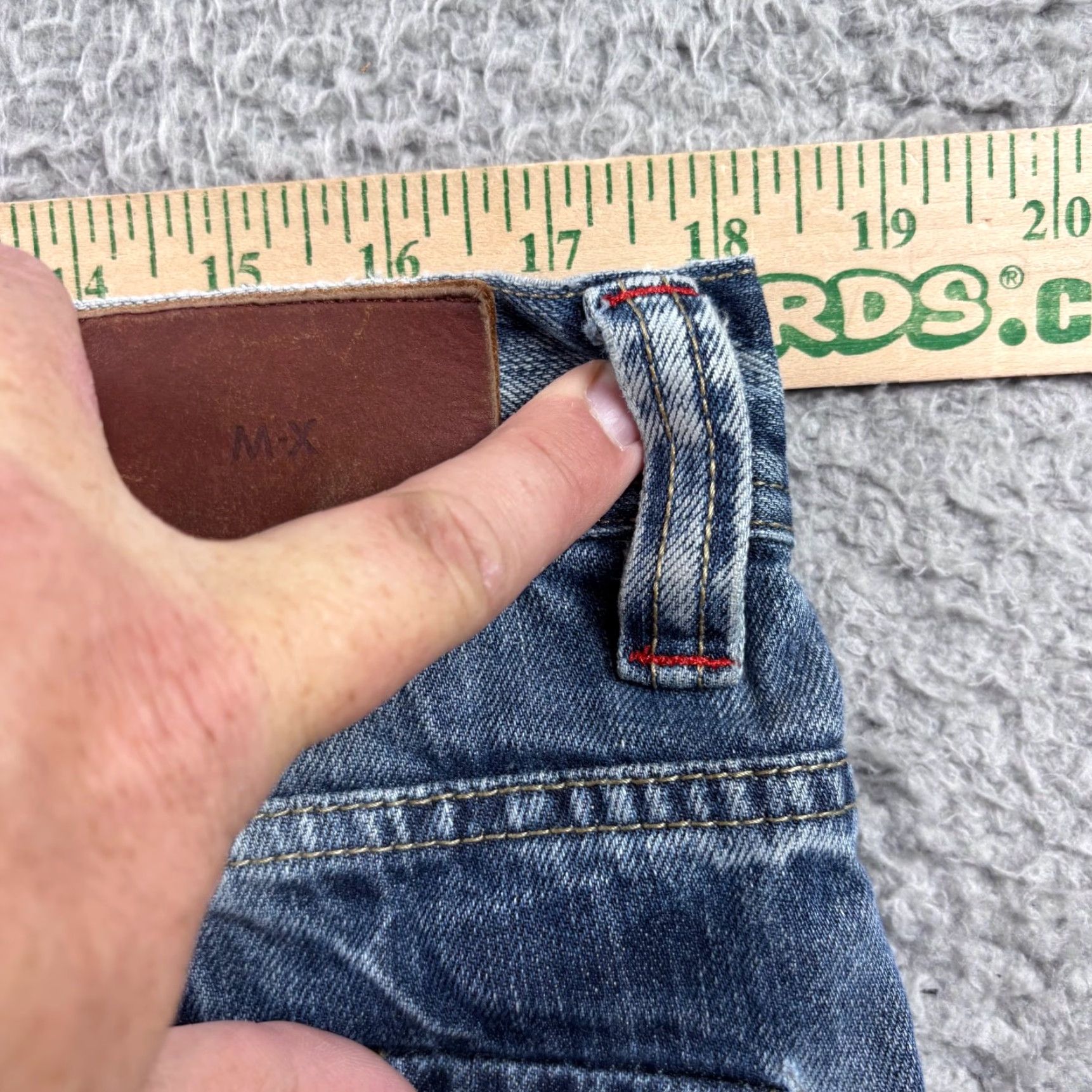 Vintage M-X Original American Denim Jeans Mens 36x34 Distressed Embossed Crystals 5-Pocket Straight Jeans Size US 36 / EU 52 - 7 Thumbnail