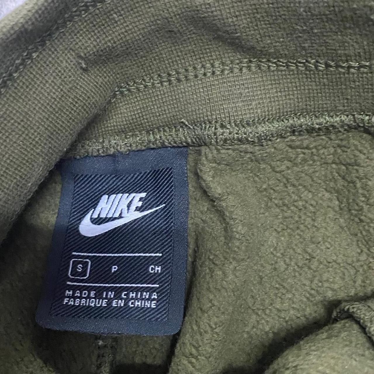 Nike Nike green joggers Rap hip hop Baggy Vintage y2k Size US 30 / EU 46 - 4 Thumbnail