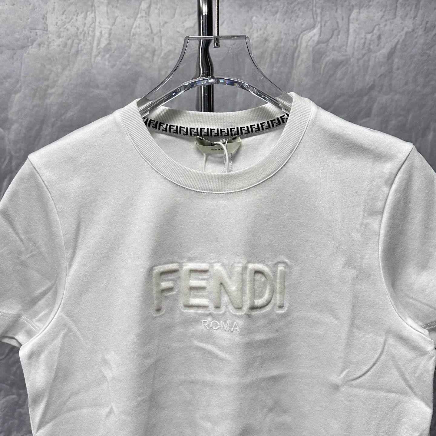 Fendi white fendi embossed logo short sleeve shirt Size US XS / EU 42 / 0 - 3 Thumbnail
