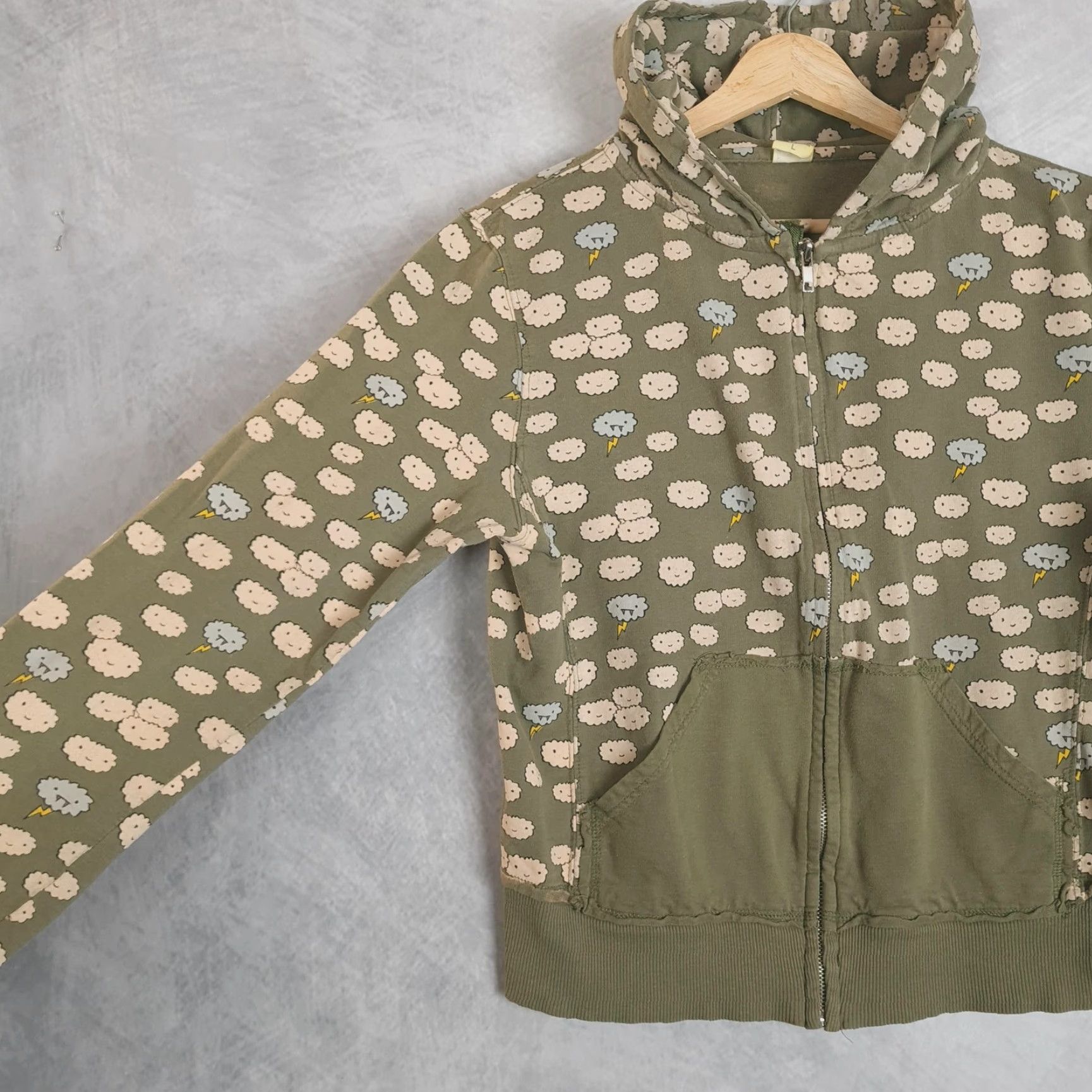 Vintage VINTAGE Loyal Army Hoodie Juniors Large Green Cloud Kawaii Sweatshirt Size L / US 10 / IT 46 - 2 Thumbnail