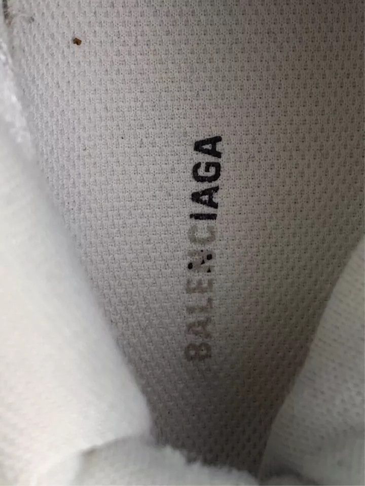 Balenciaga Balenciaga Triples White Mesh Air Cushion Dad Shoes 2502-Ne Size US 5.5 / EU 38 - 6 Thumbnail