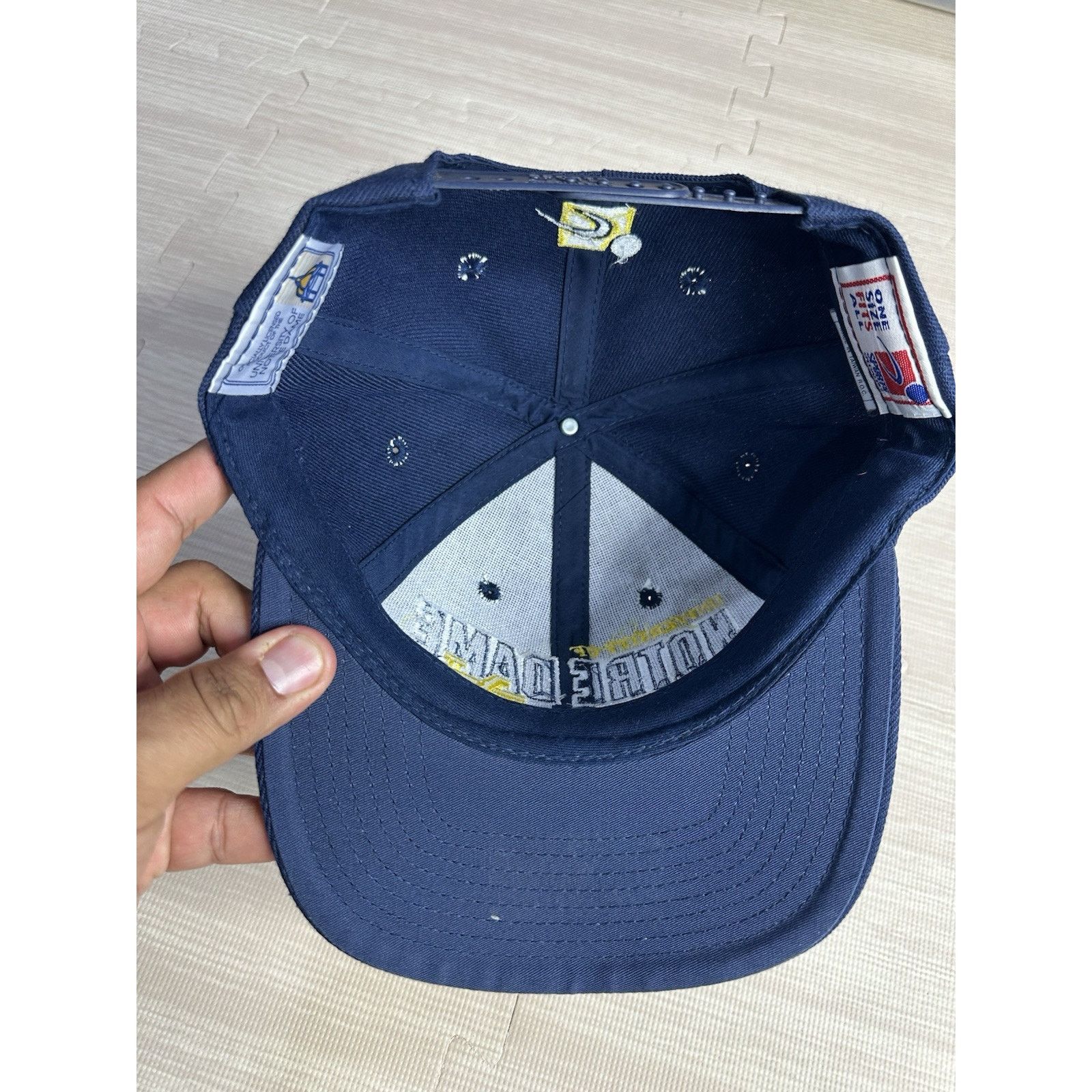 Sports Specialties VTG Notre Dame Snap Back Sports Specialties 90s Wool Acrylic Size ONE SIZE - 5 Thumbnail