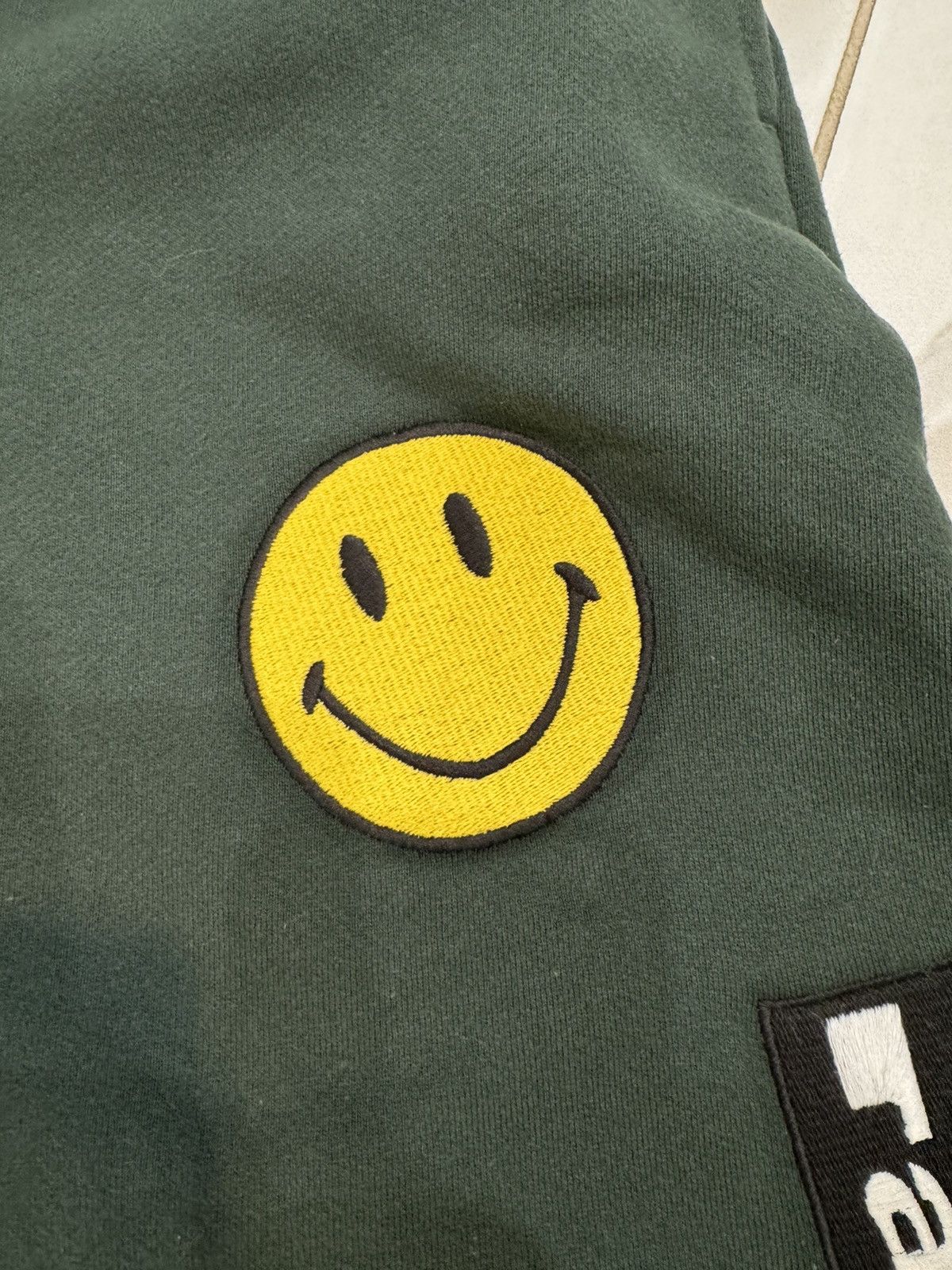 The GV Gallery The GV Gallery Greedy Unit Green Garbage Sweats Size US 32 / EU 48 - 5 Thumbnail