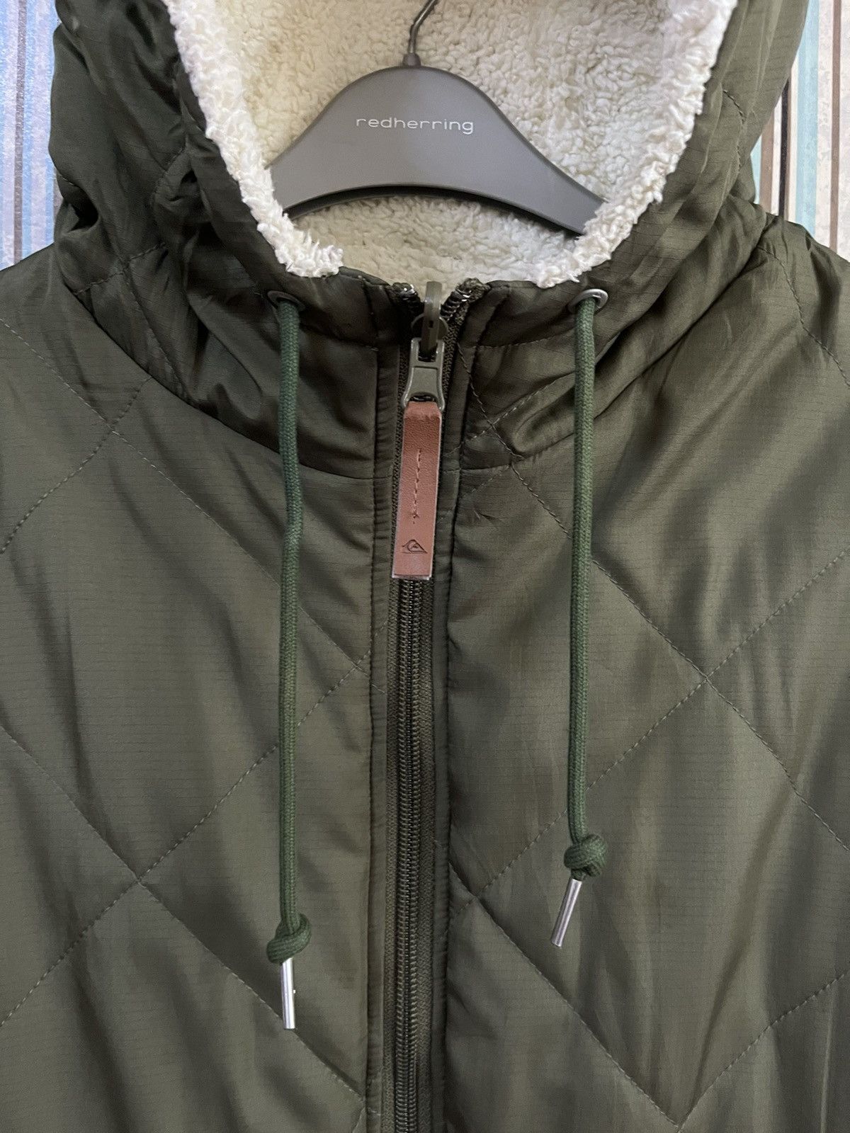 Quiksilver Quilted Fleece reversible hood radical paradise #E5 Size US L / EU 52-54 / 3 - 6 Thumbnail