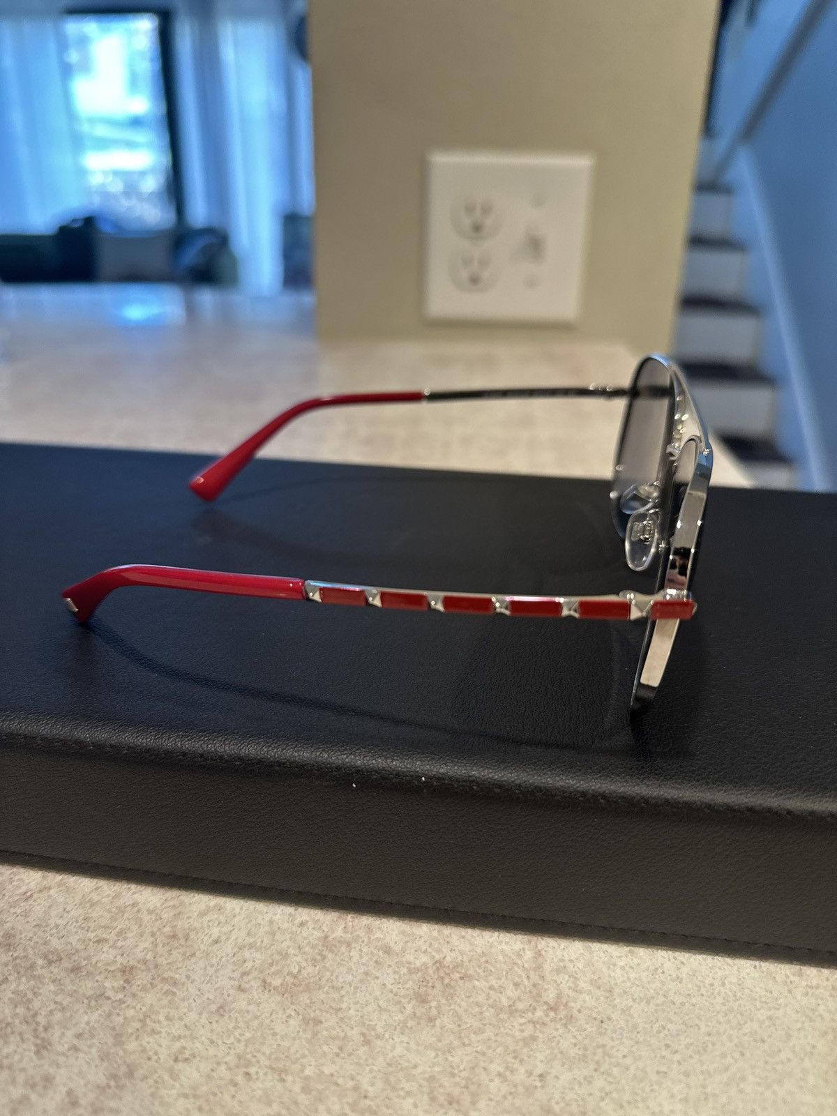 Valentino Silver Mirrored Aviator Sunglasses Size ONE SIZE - 4 Thumbnail