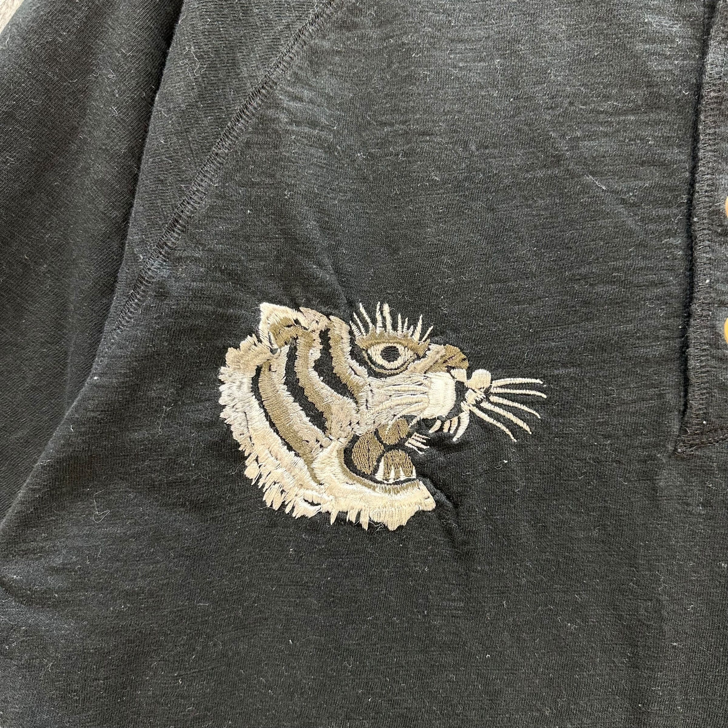 Japanese Brand Japan Tiger Embroidery Logo Half Button Tees #9154-63 Size US XL / EU 56 / 4 - 5 Thumbnail