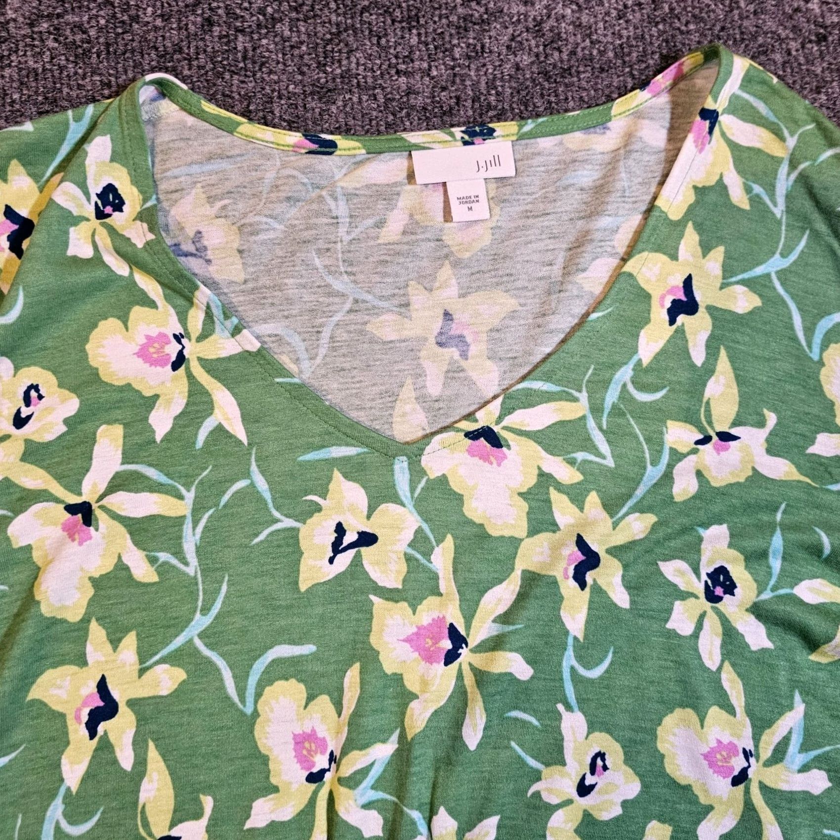 J. Jill J. Jill Dress Tunic Womens Medium Green Pink Floral V Neck Stretch Ruched Casual Size M / US 6-8 / IT 42-44 - 2 Thumbnail