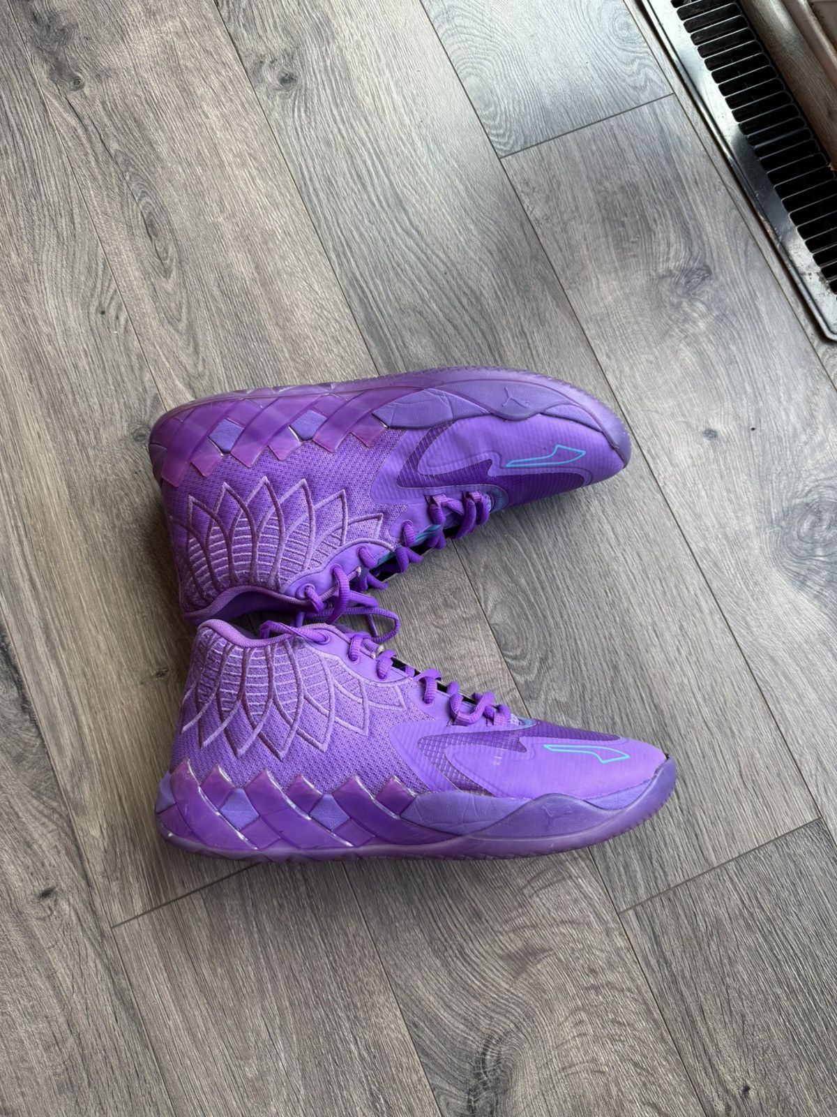 NBA × Puma Men's Puma MB.01 LaMelo Ball "Queen City Size 12 Size US 12 / EU 45 - 2 Thumbnail