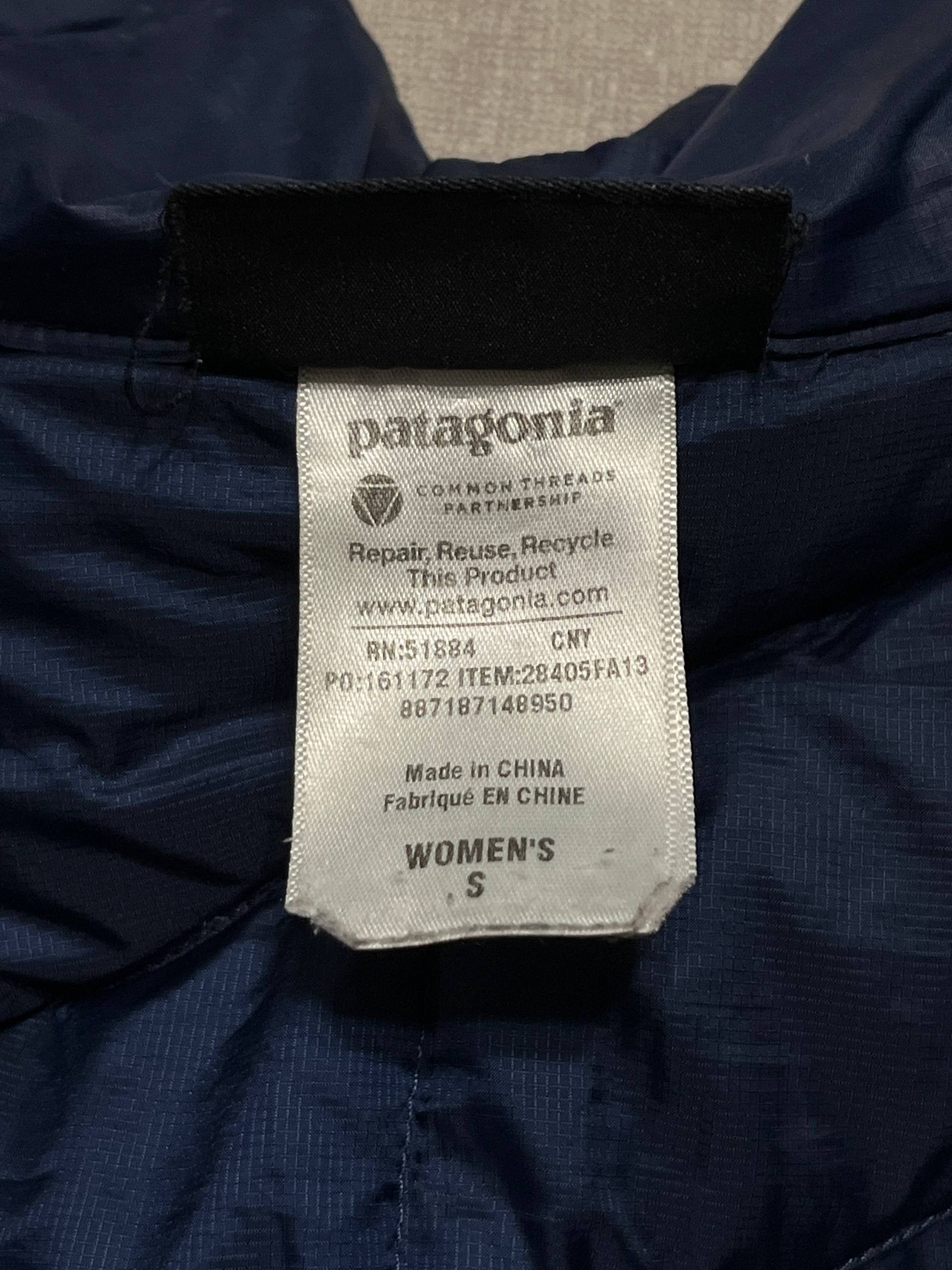 Patagonia Vintage Patagonia Women`s Down Coat Jacket Puffer Blue Sz S Size S / US 4 / IT 40 - 16 Thumbnail
