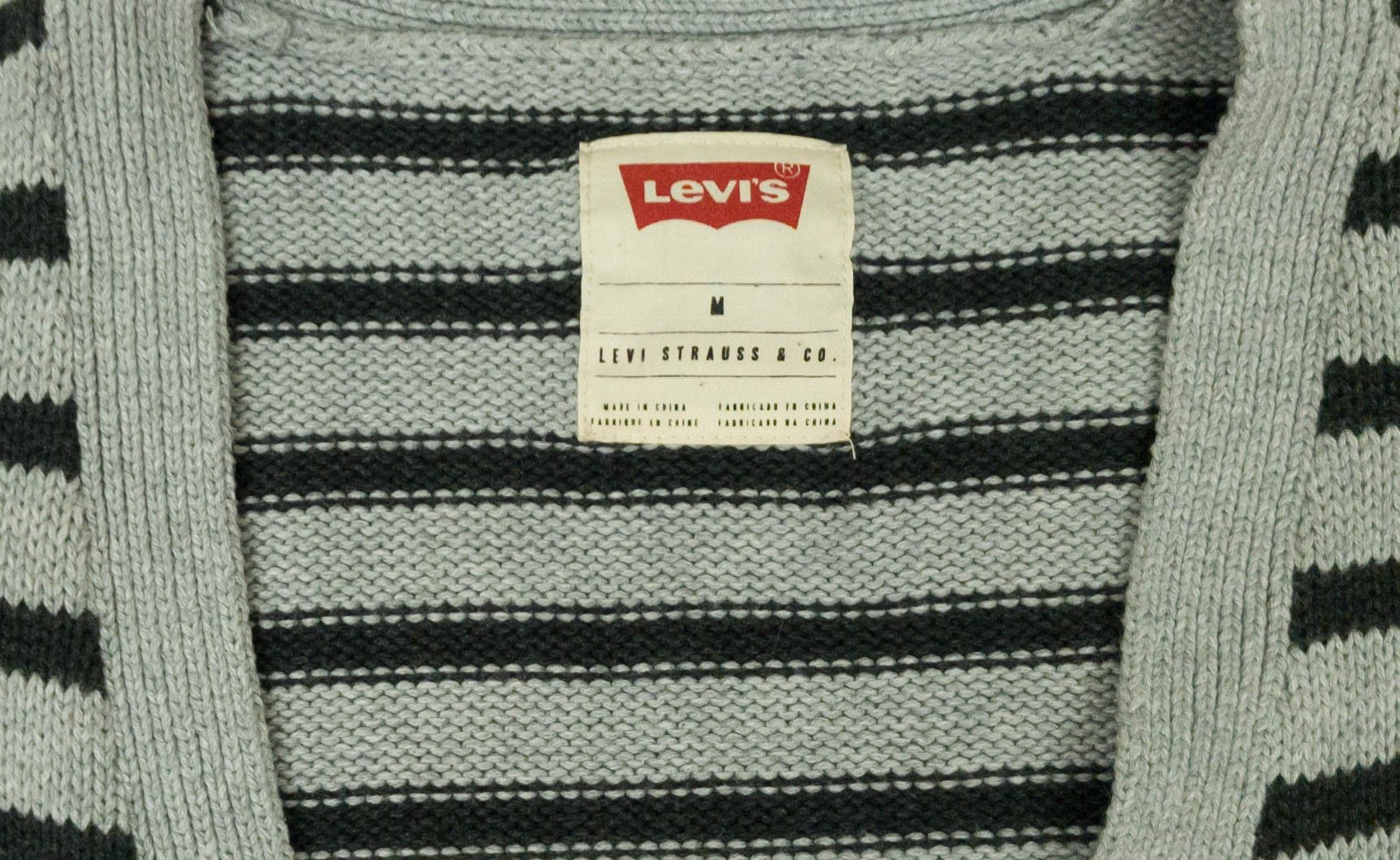 Levi's Levis mens cardigan jumper cotton size M gc Size US M / EU 48-50 / 2 - 6 Thumbnail