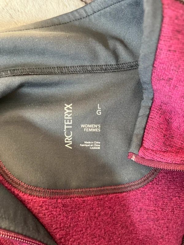 Arc'teryx Arc'teryx Burgundy Fleece Jacket Women L Outdoor Cozy Style Size L / US 10 / IT 46 - 14 Thumbnail