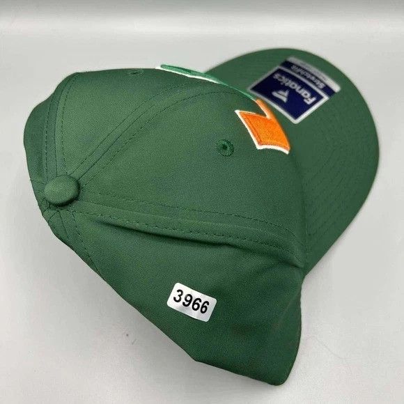 Other Miami Hurricanes M-L Embroidered Fanatics Stretch Fitted Size ONE SIZE - 8 Thumbnail