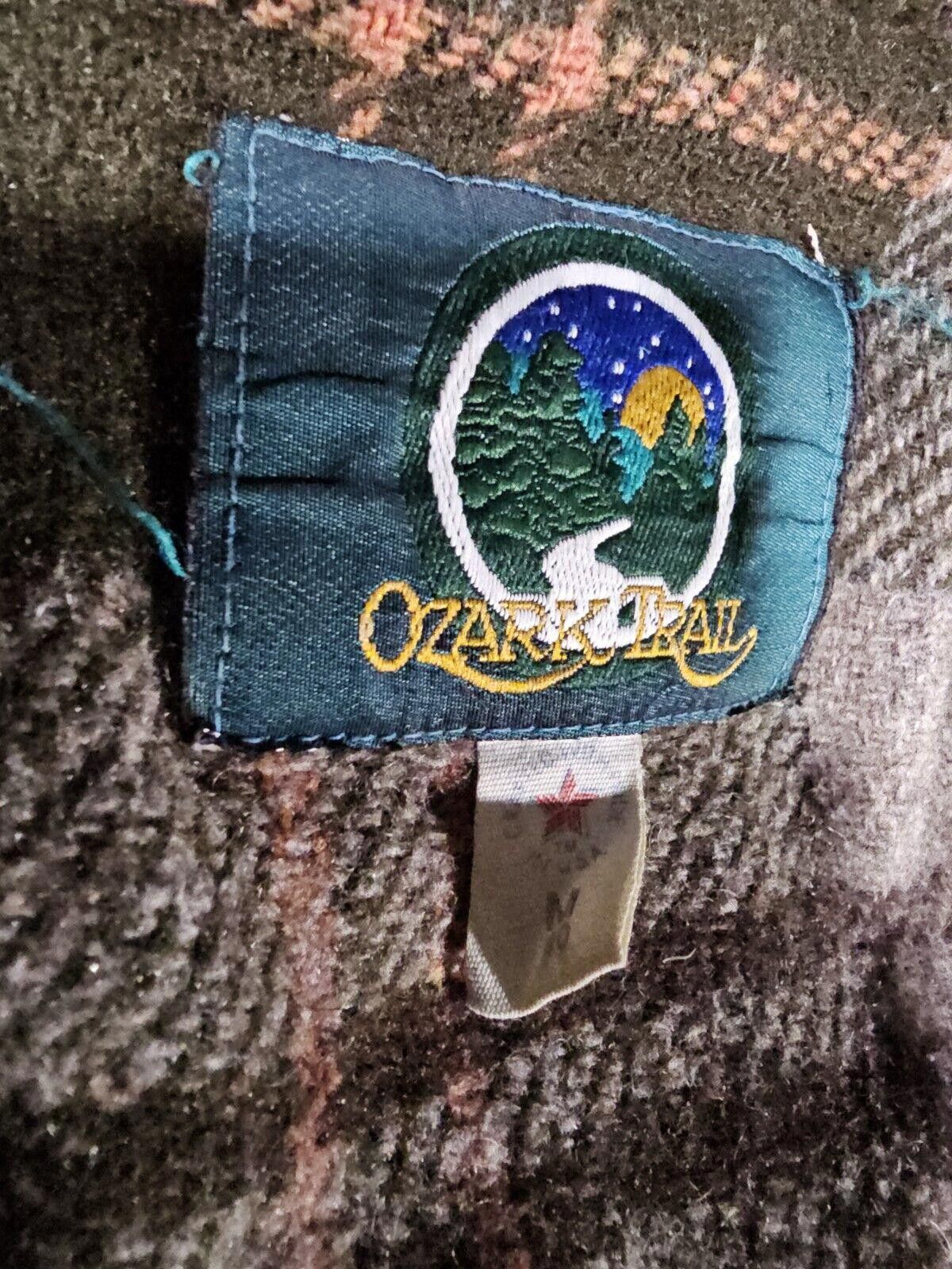 Designer Vintage Ozark Trail flannel lined zip Hooded jacket USA MADE Size US M / EU 48-50 / 2 - 5 Thumbnail