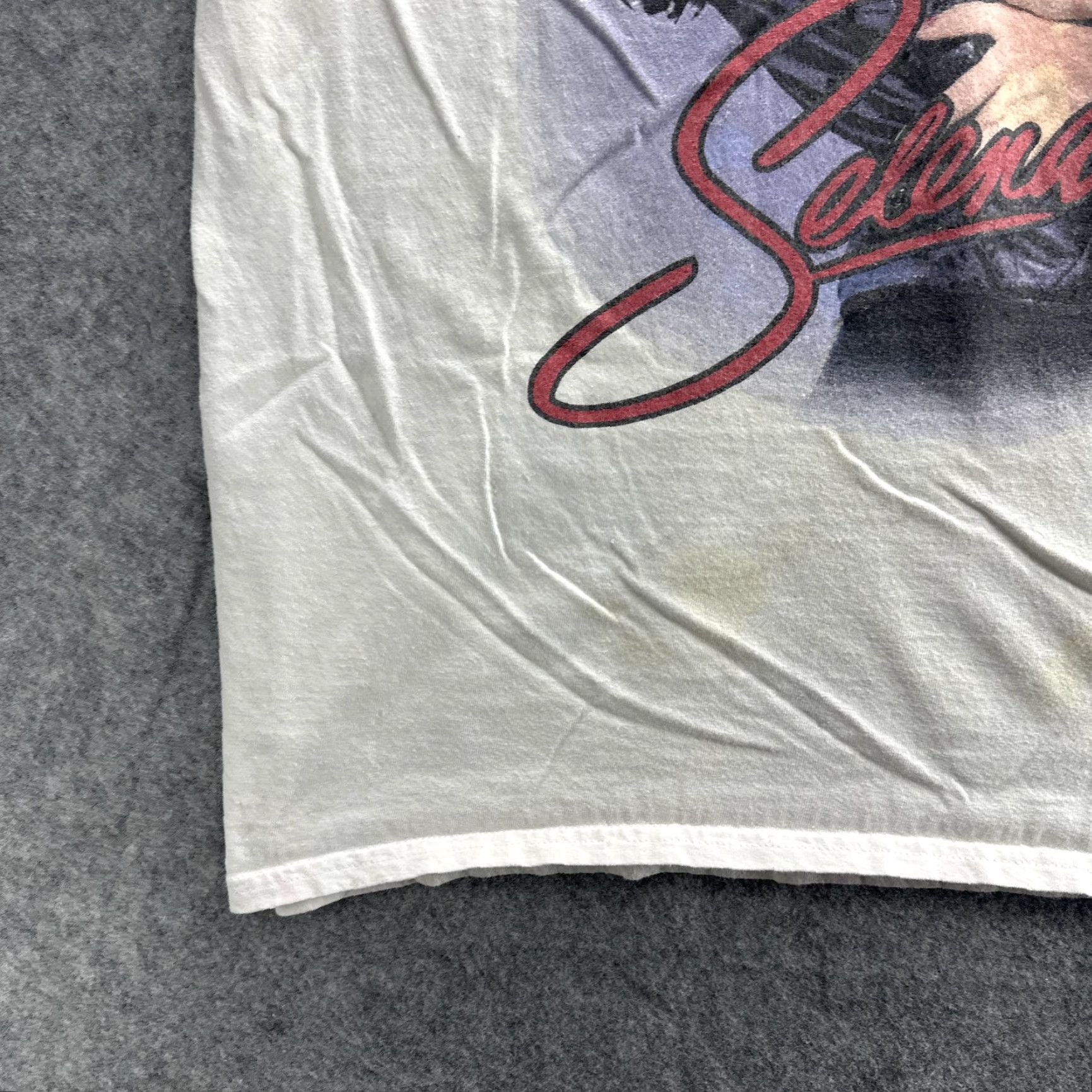 Vintage Selena Shirt Mens Large White Graphic Tee Official Merchandise Music Icon 2019 Size US L / EU 52-54 / 3 - 5 Thumbnail
