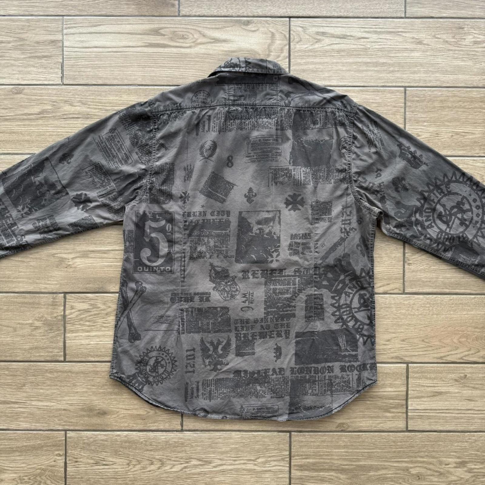 Guess Y2K Guess Holographic All Over print Button Up shirt Size US XL / EU 56 / 4 - 5 Thumbnail