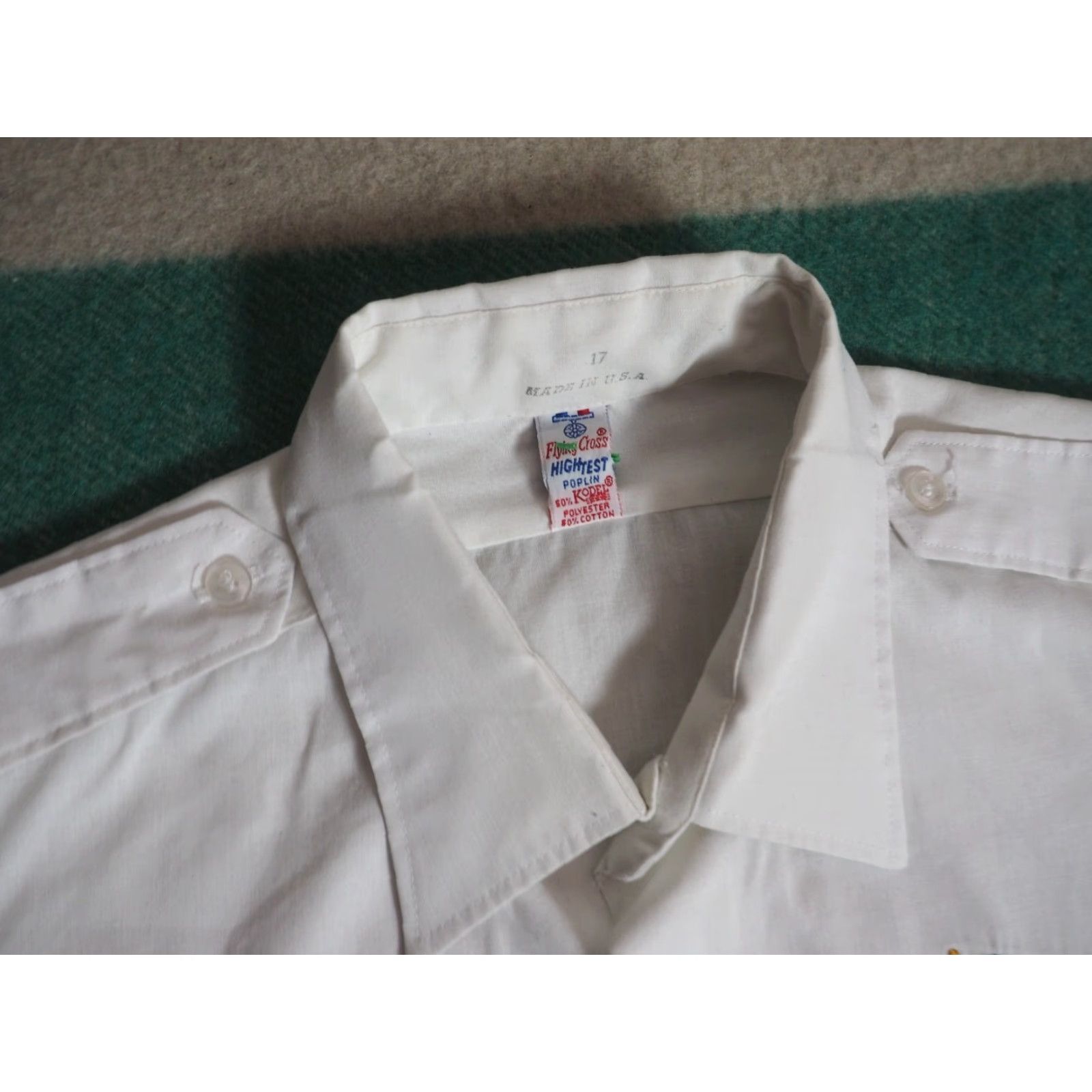 Vintage VINTAGE Flying Cross Shirt 1960s White Short Sleeve Button-Front XL Men Poplin Pocket Sausalito Sailing Military/Landgirl Size US XL / EU 56 / 4 - 4 Thumbnail