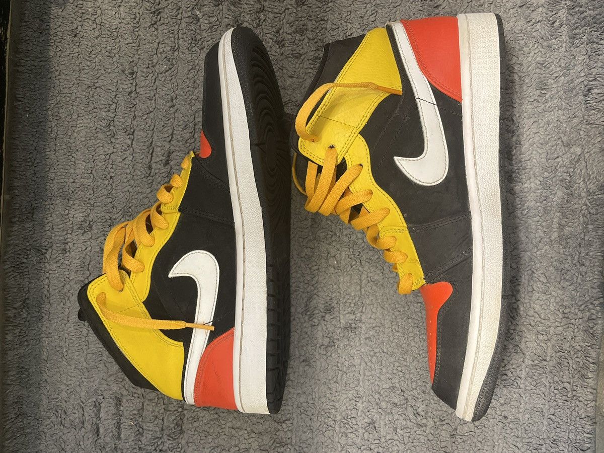 Nike Air jordon 1 mid se amarillo Size US 9 / EU 42 - 3 Thumbnail